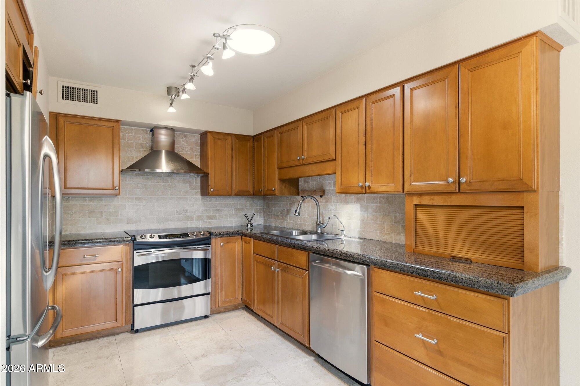 4800 N 68TH Street 153