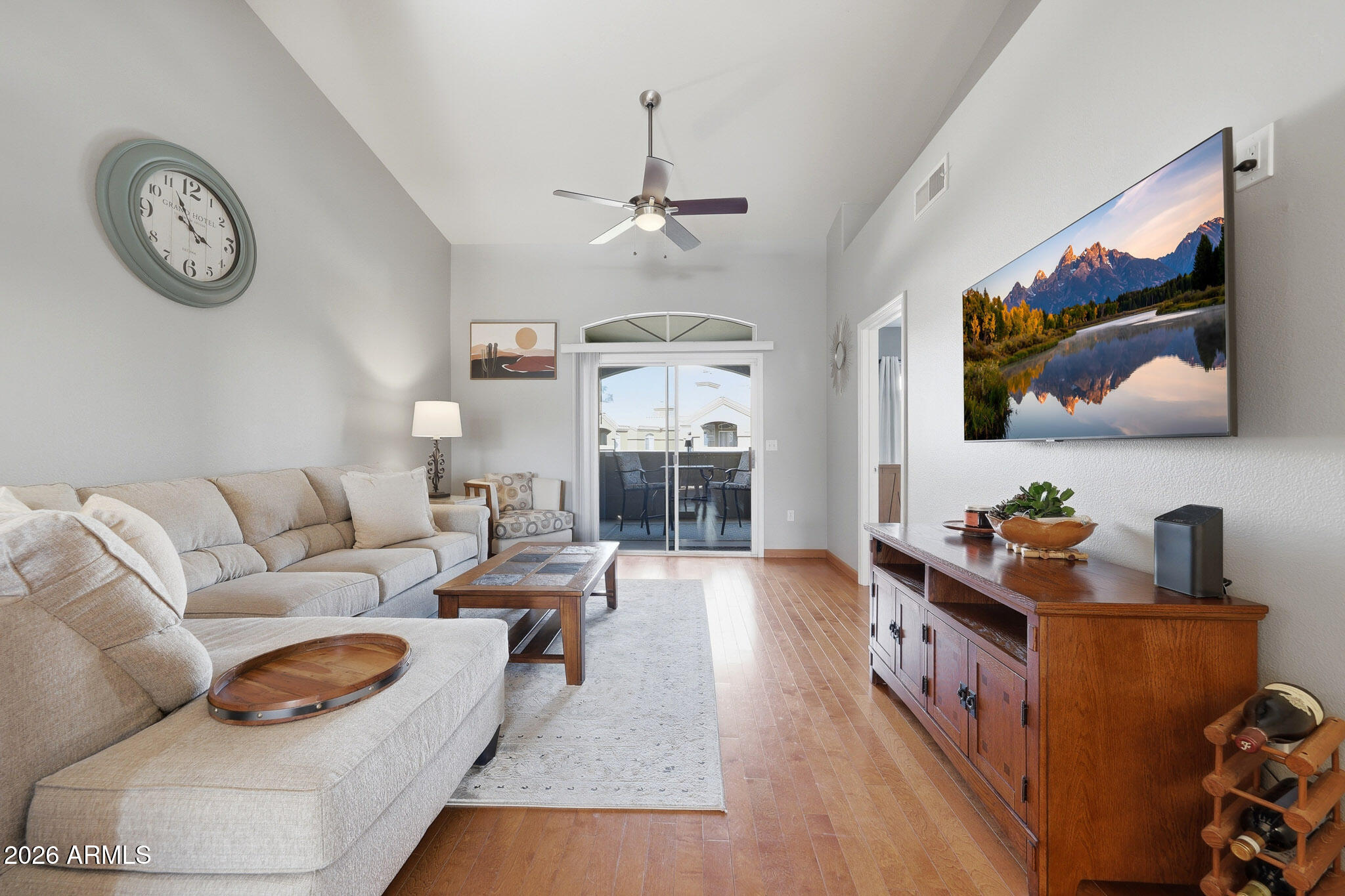 5335 E SHEA Boulevard 2040