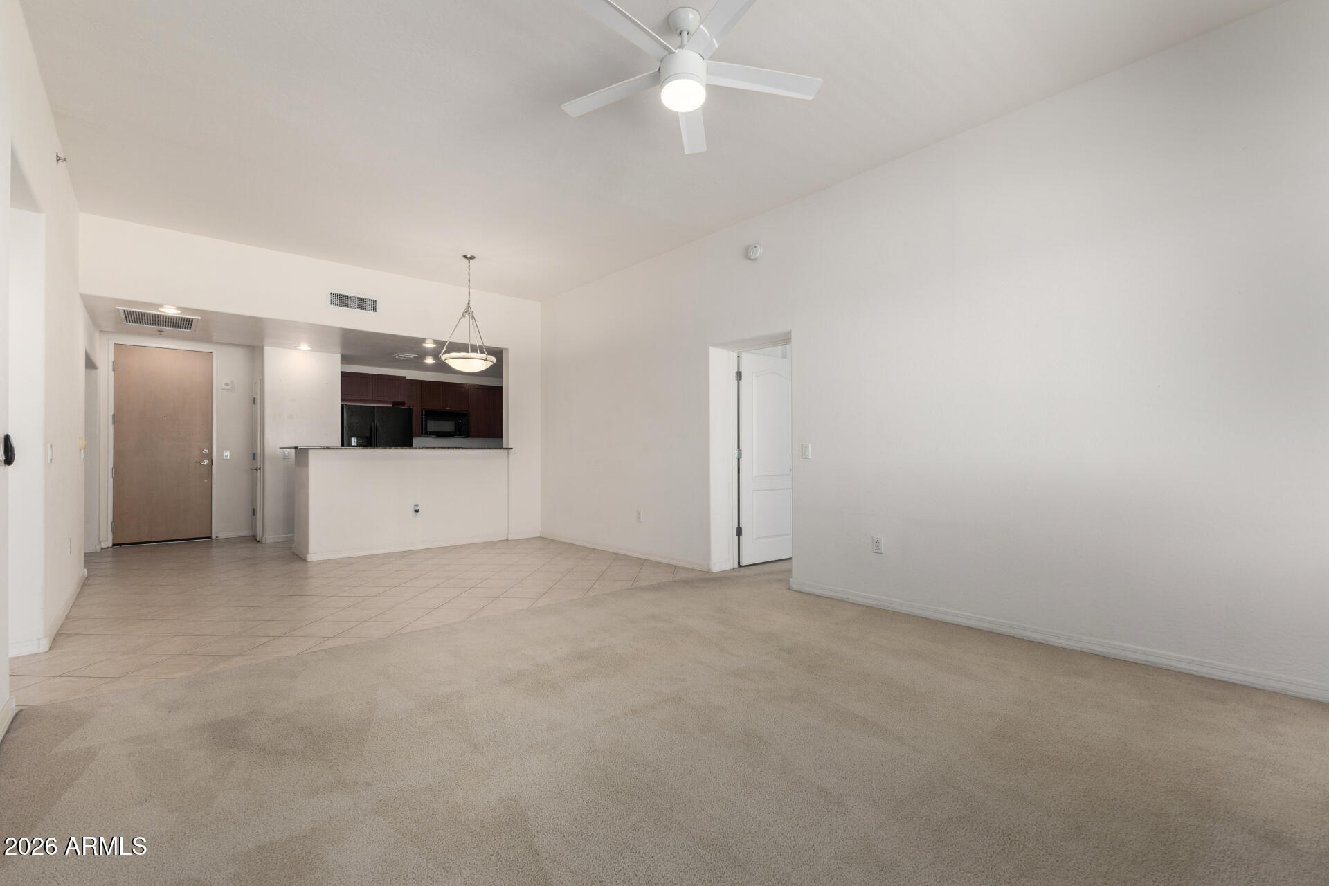 2302 N CENTRAL Avenue 404