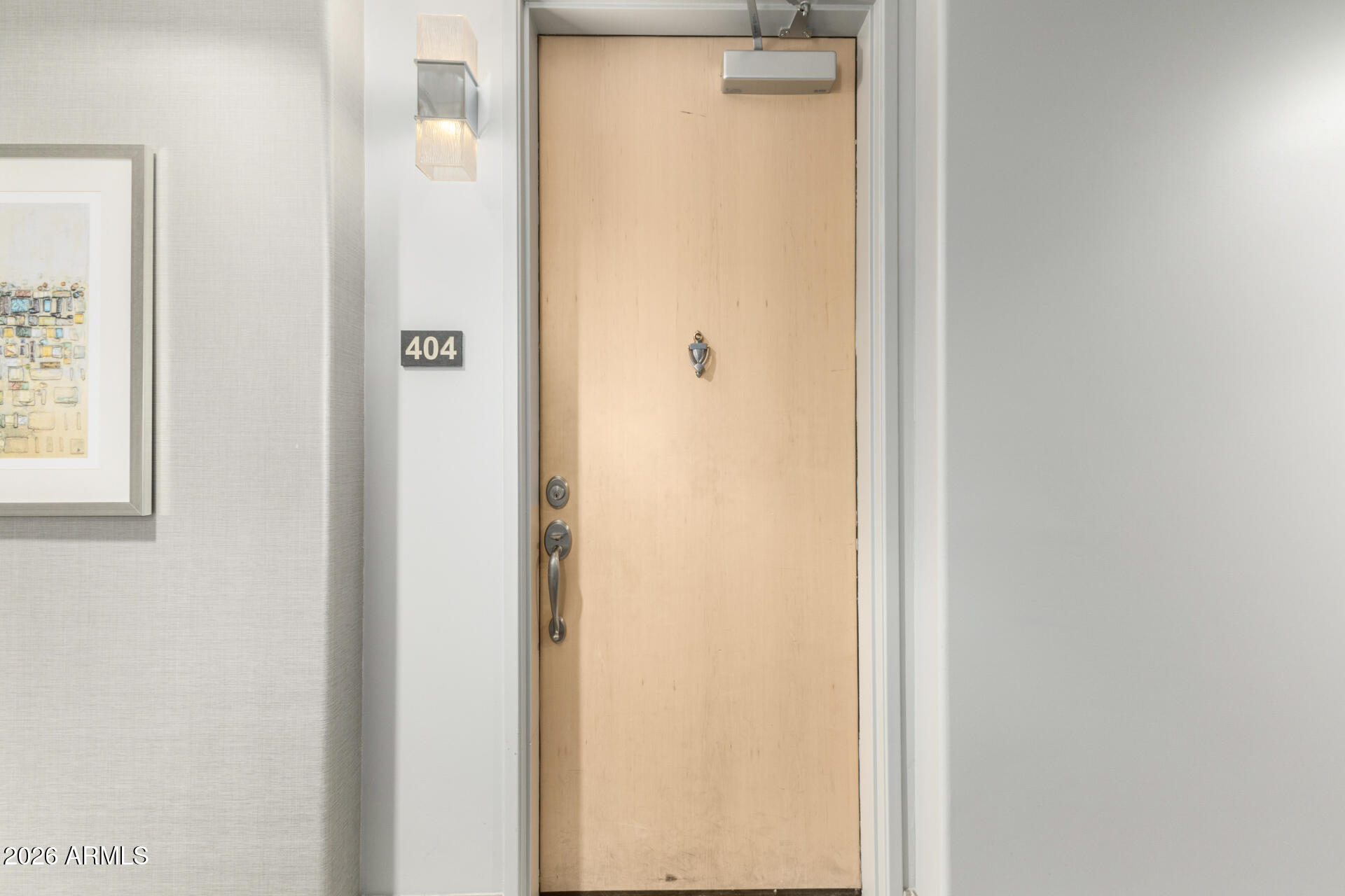 2302 N CENTRAL Avenue 404