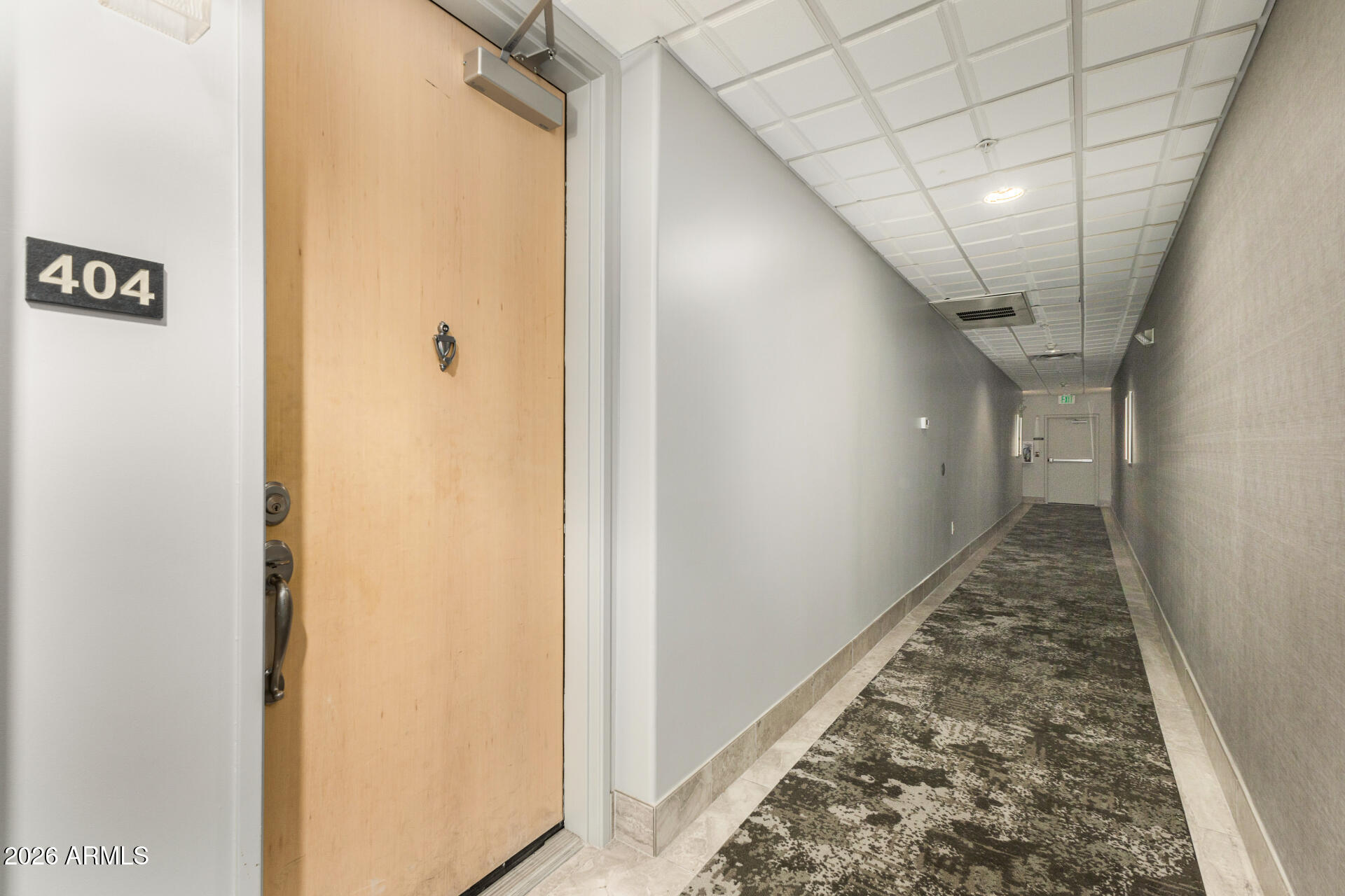 2302 N CENTRAL Avenue 404