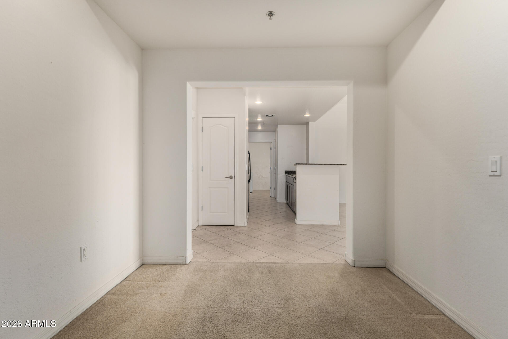 2302 N CENTRAL Avenue 404