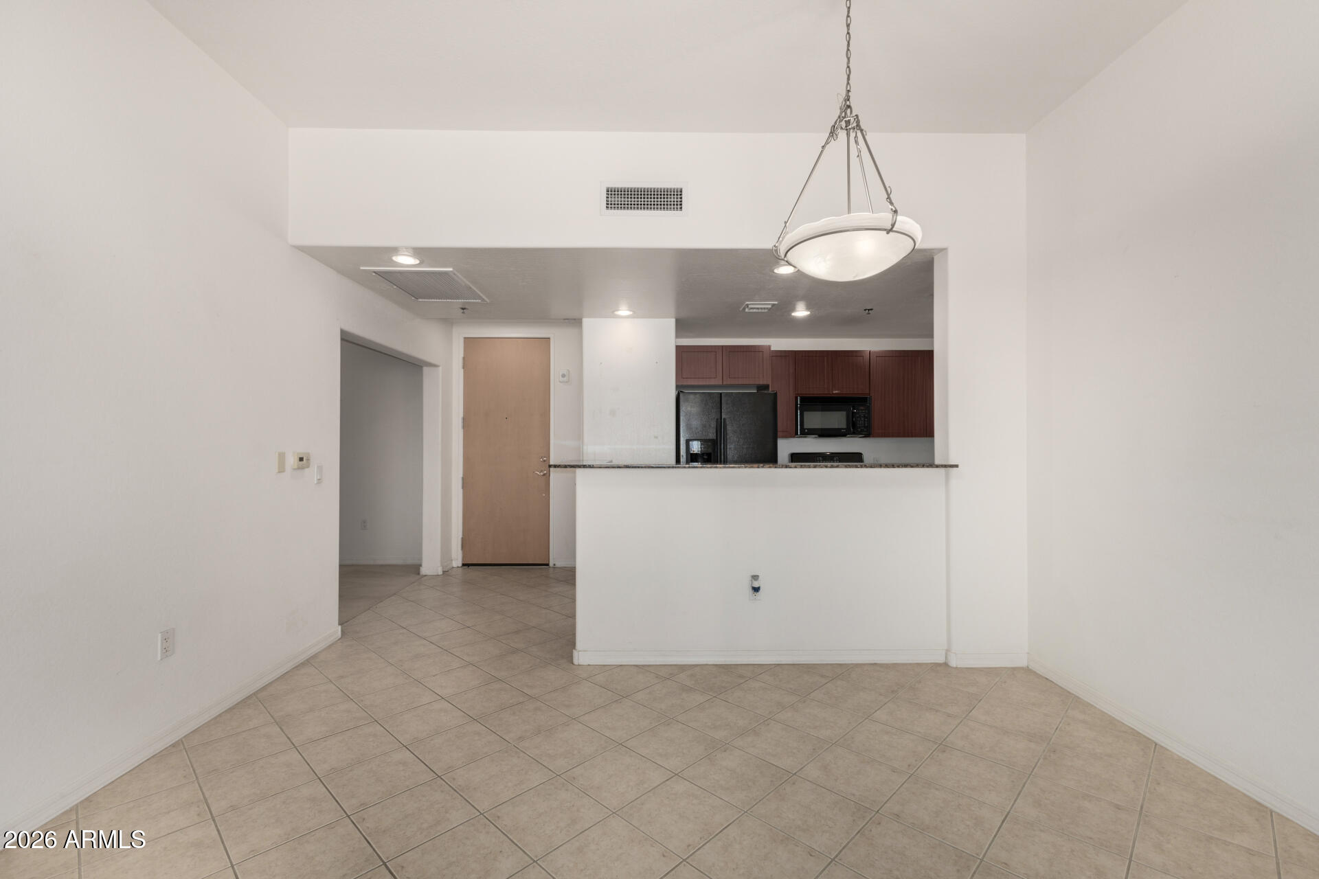 2302 N CENTRAL Avenue 404