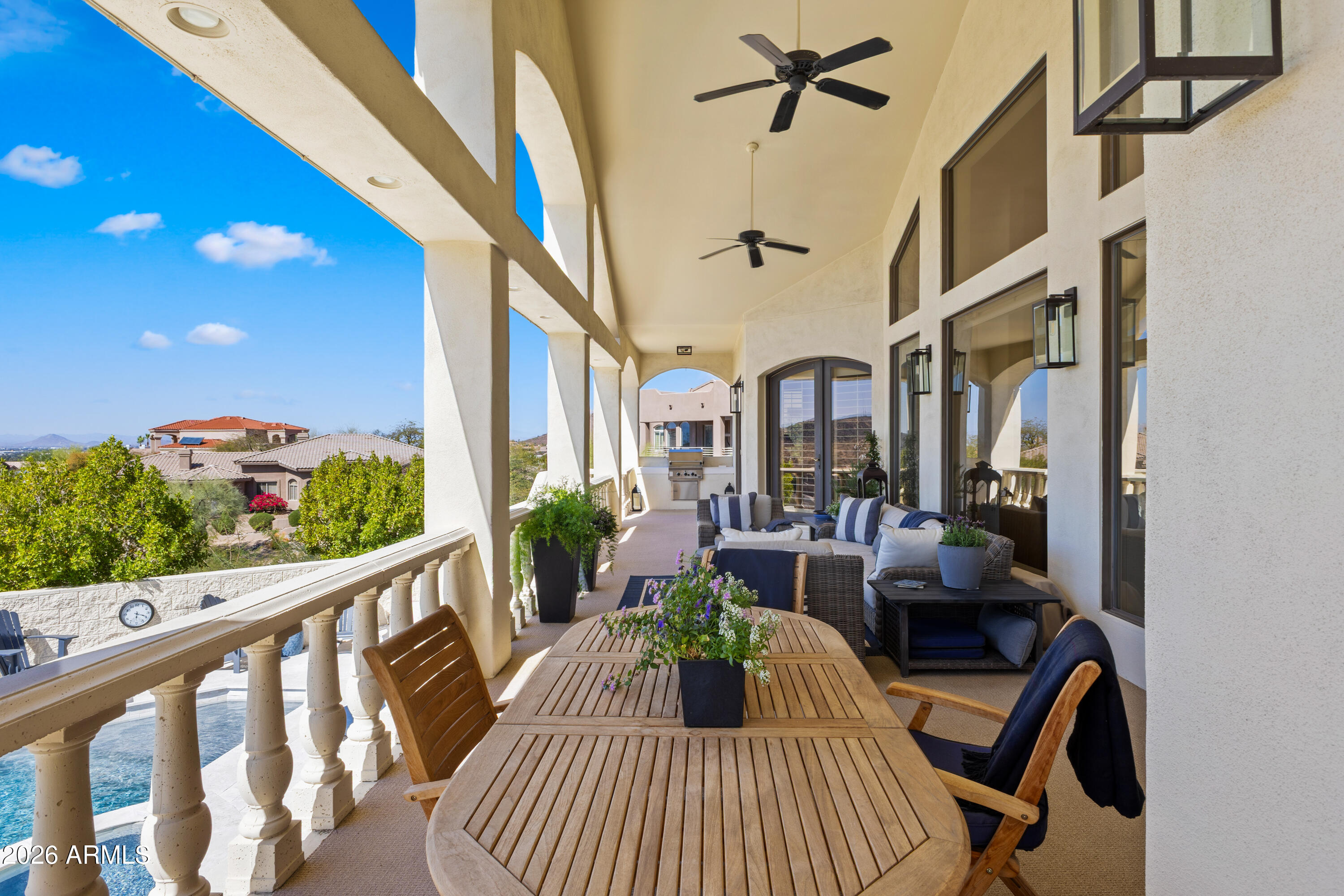 1455 E VICTOR HUGO Avenue