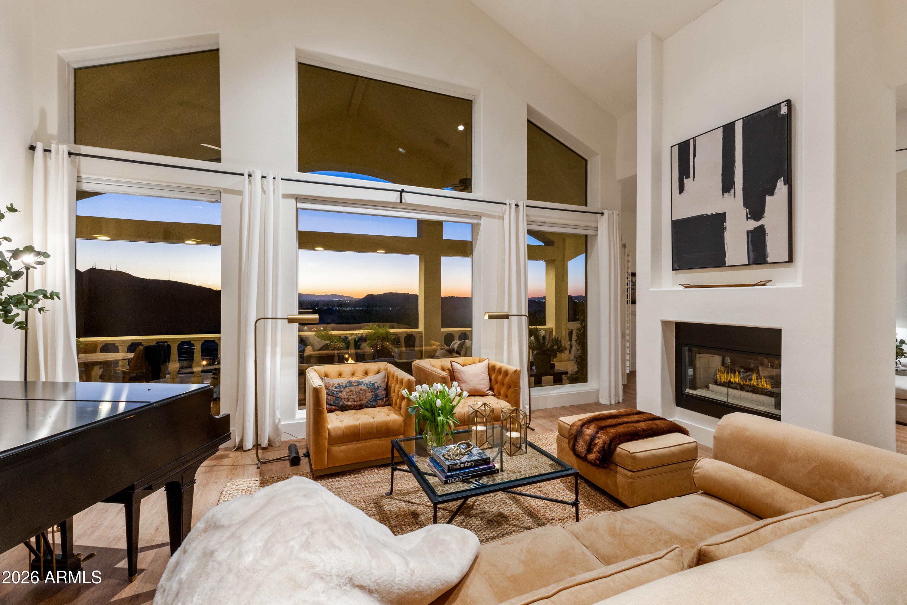 1455 E VICTOR HUGO Avenue