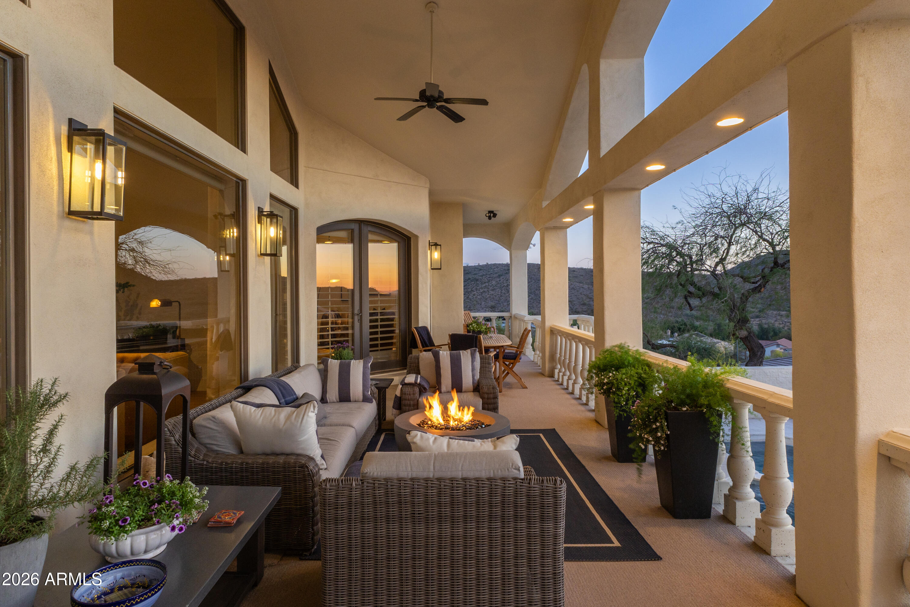 1455 E VICTOR HUGO Avenue