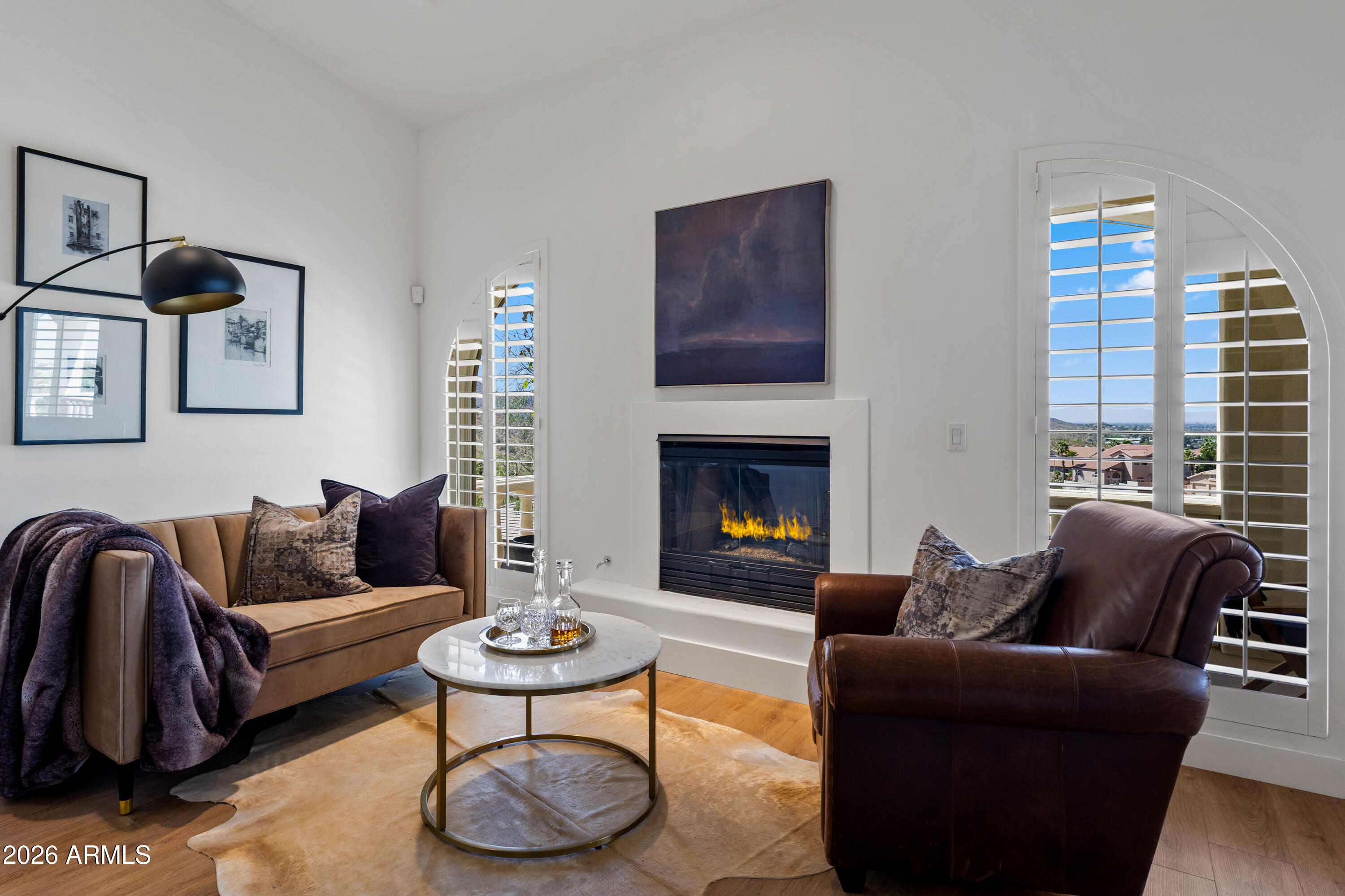 1455 E VICTOR HUGO Avenue