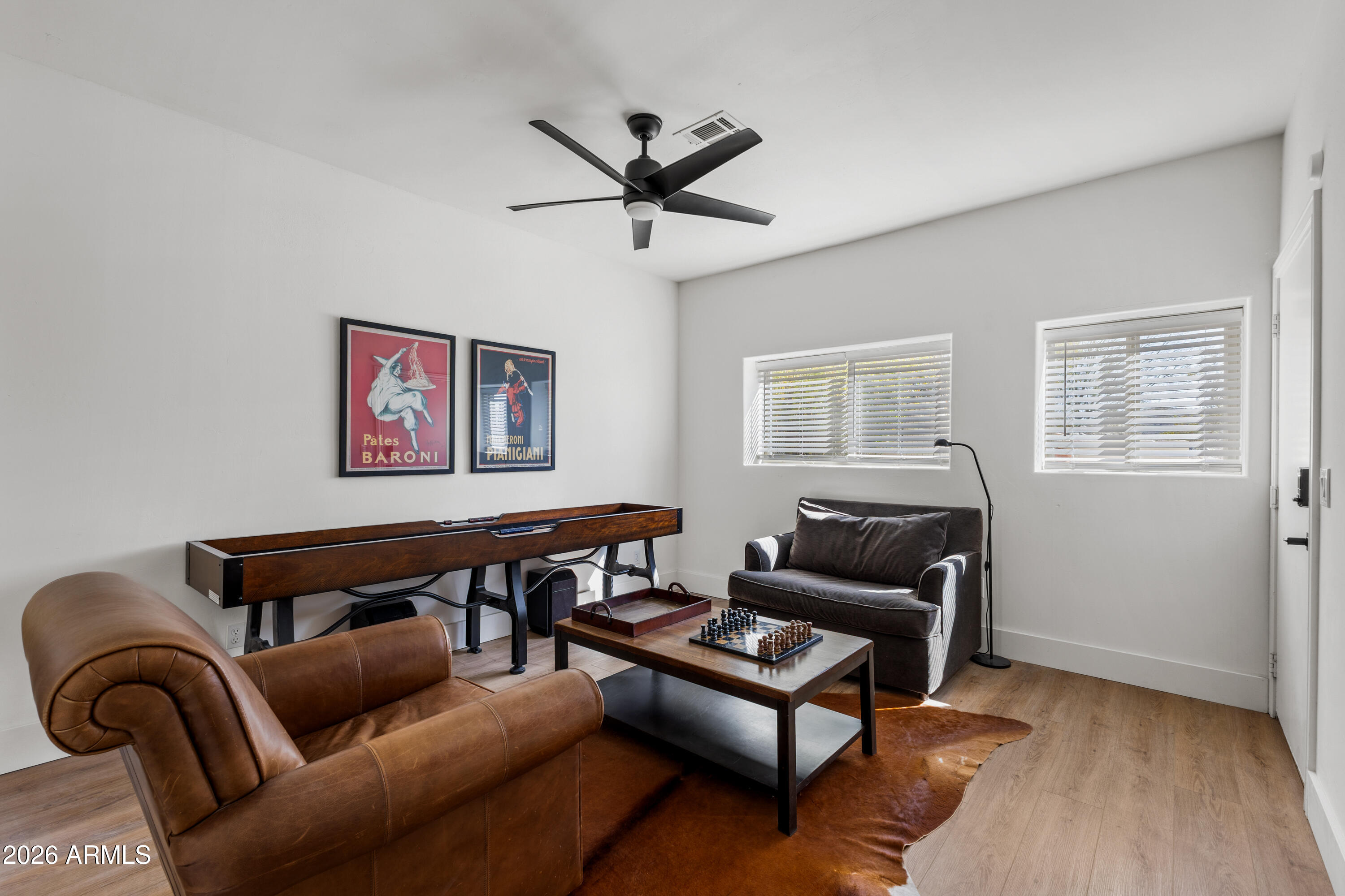 1455 E VICTOR HUGO Avenue