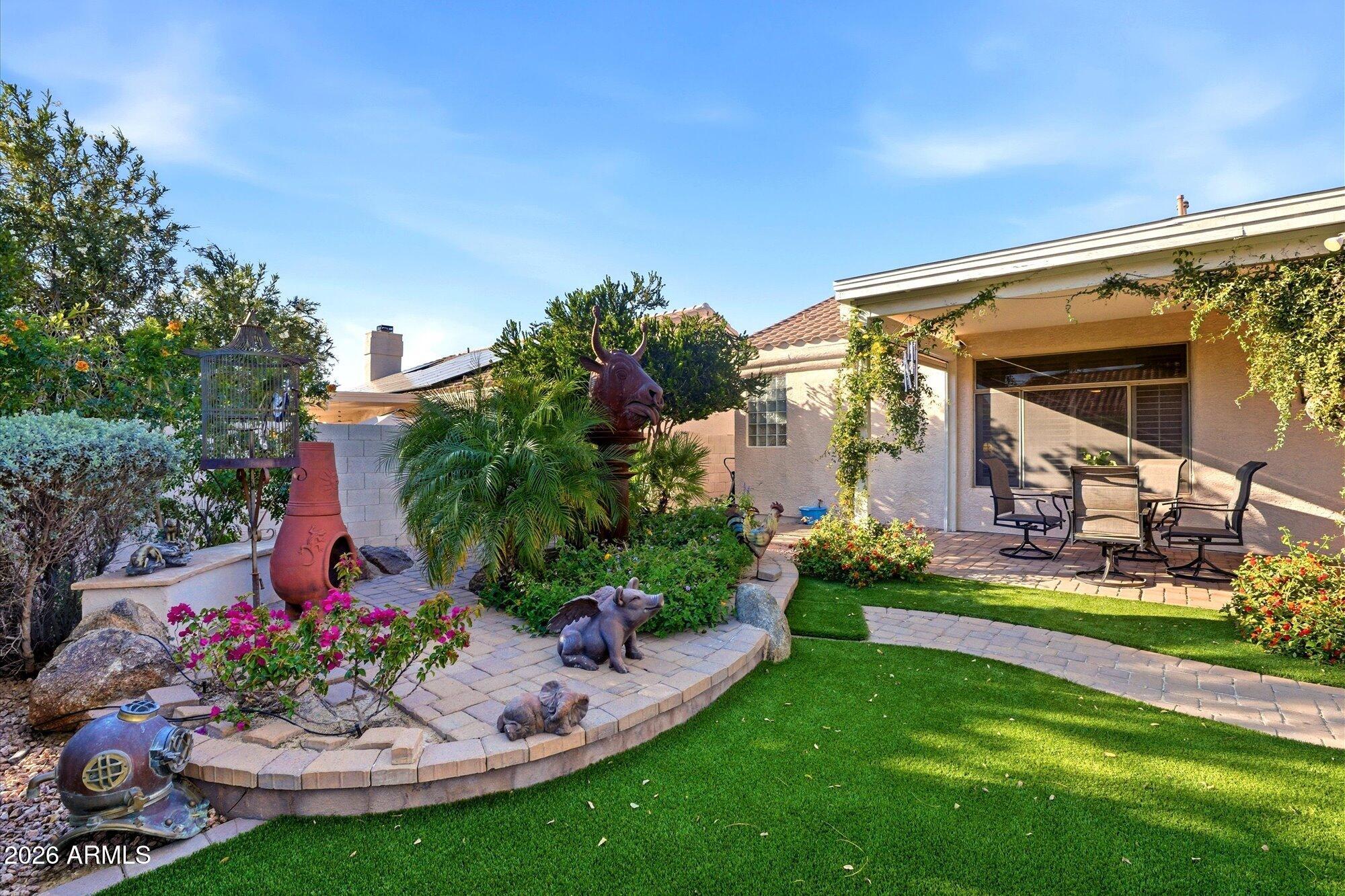 9827 E BLANCHE Drive