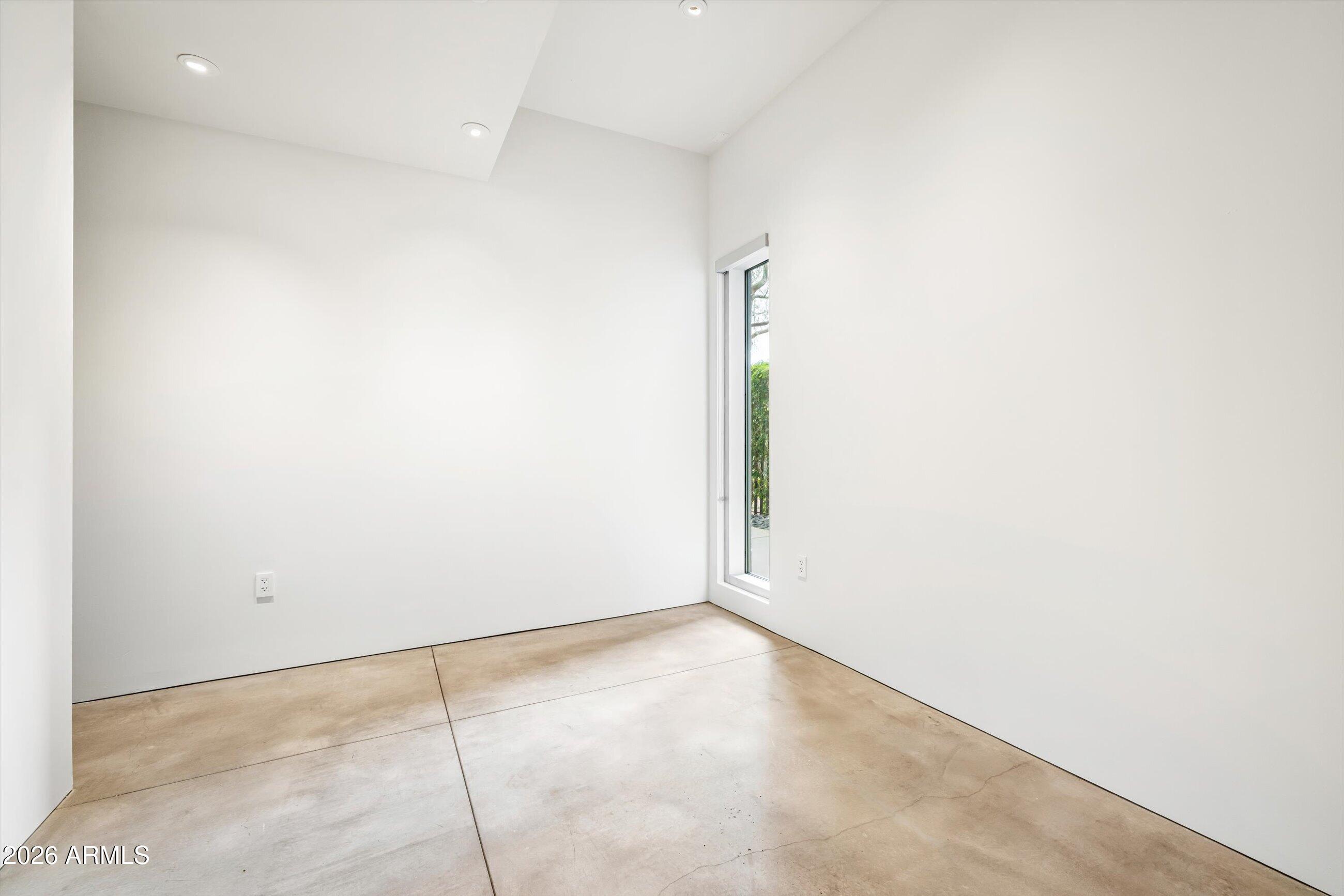 4745 N SCOTTSDALE Road Unit: 1011