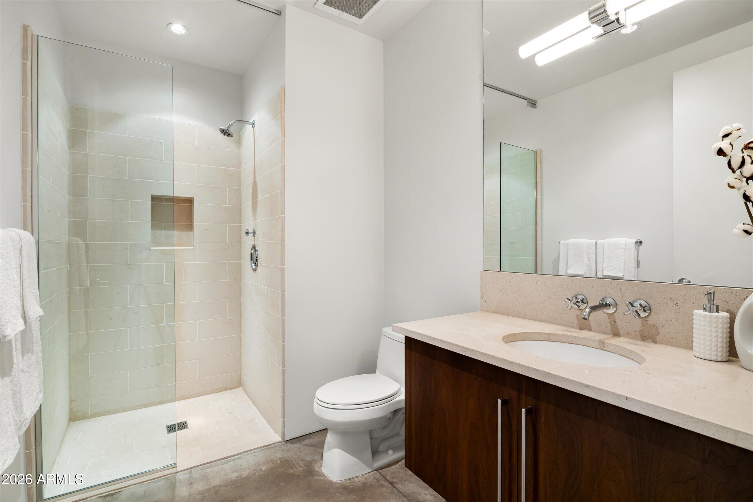 4745 N SCOTTSDALE Road Unit: 1011