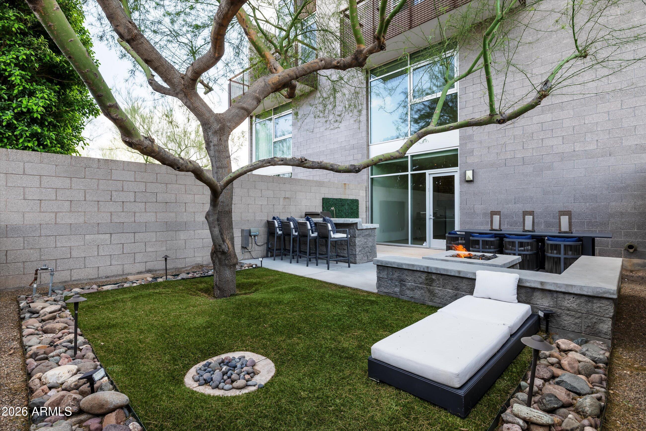 4745 N SCOTTSDALE Road Unit: 1011