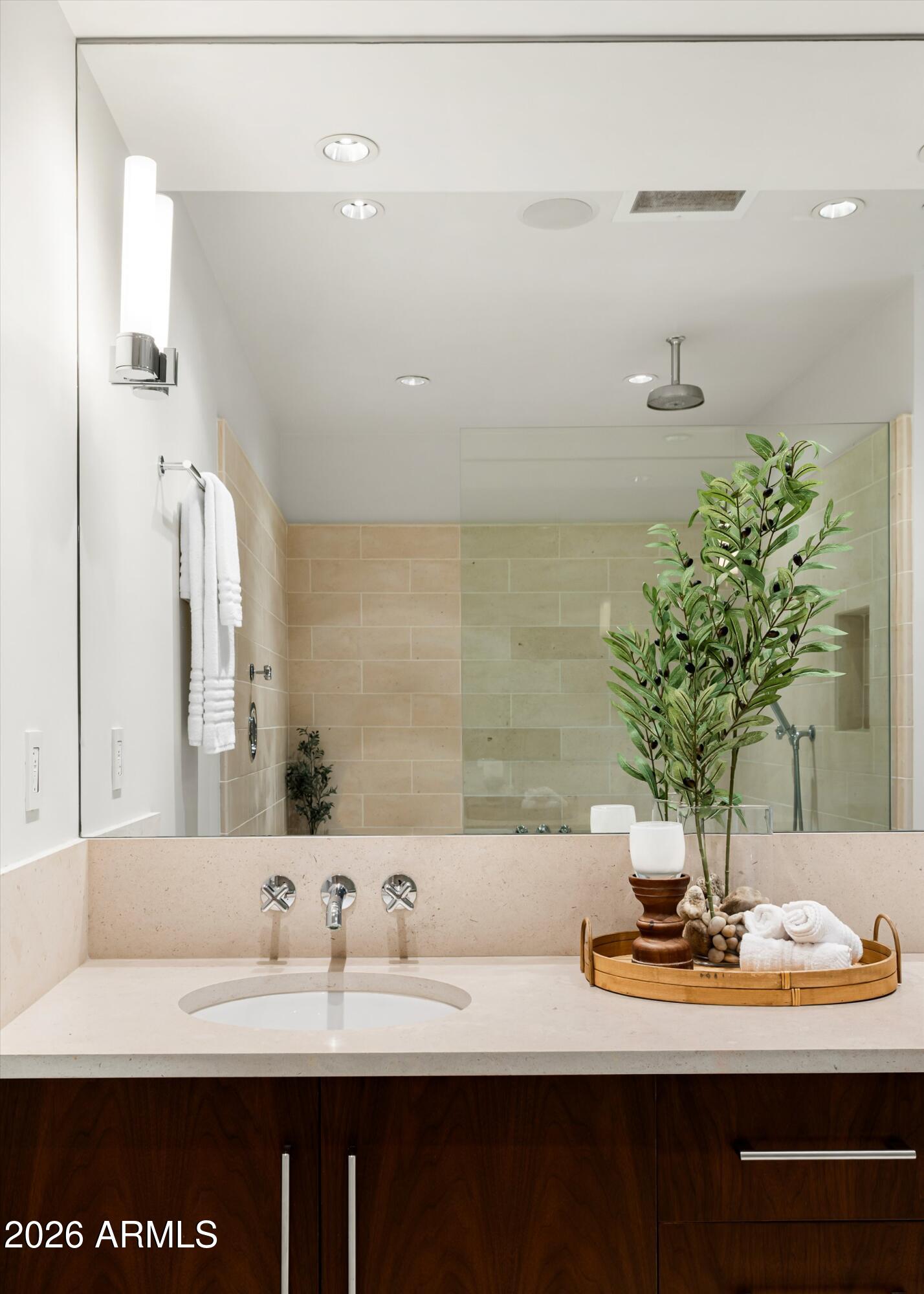 4745 N SCOTTSDALE Road Unit: 1011