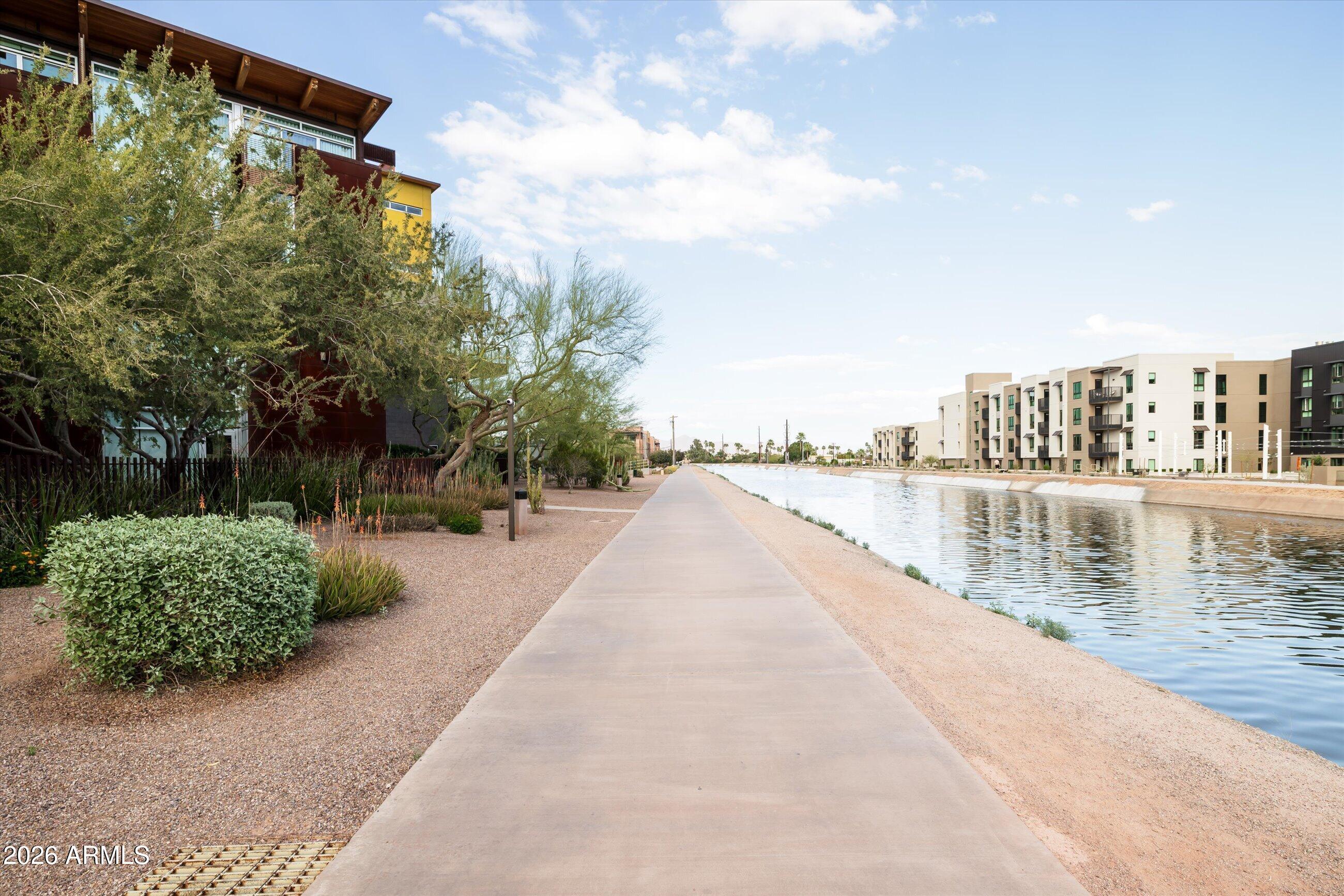 4745 N SCOTTSDALE Road Unit: 1011