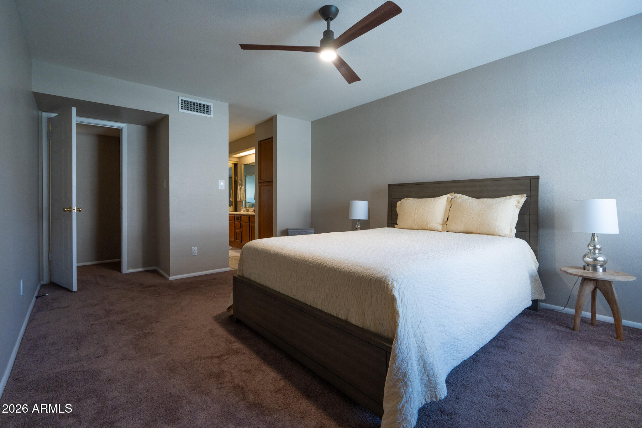 925 N COLLEGE Avenue G128