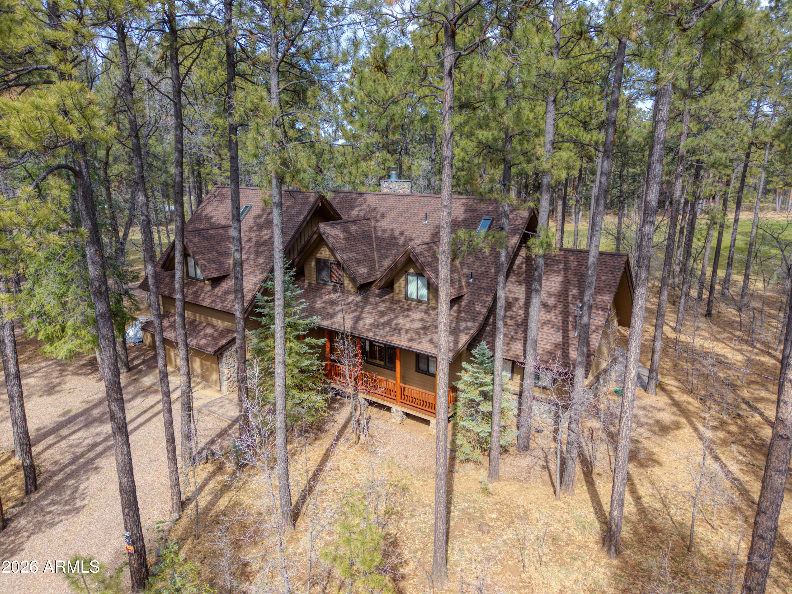 2912 Woodpecker Lane
