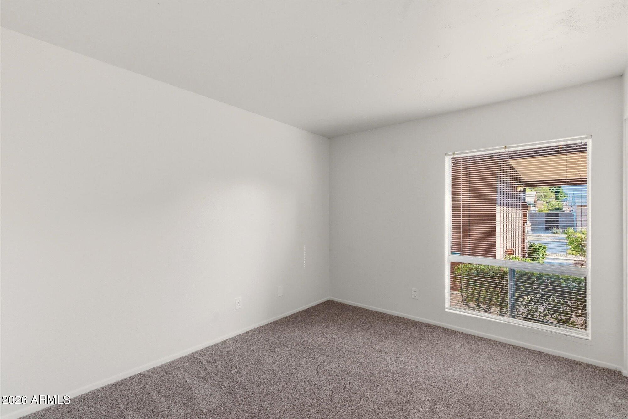 4016 W GRISWOLD Road