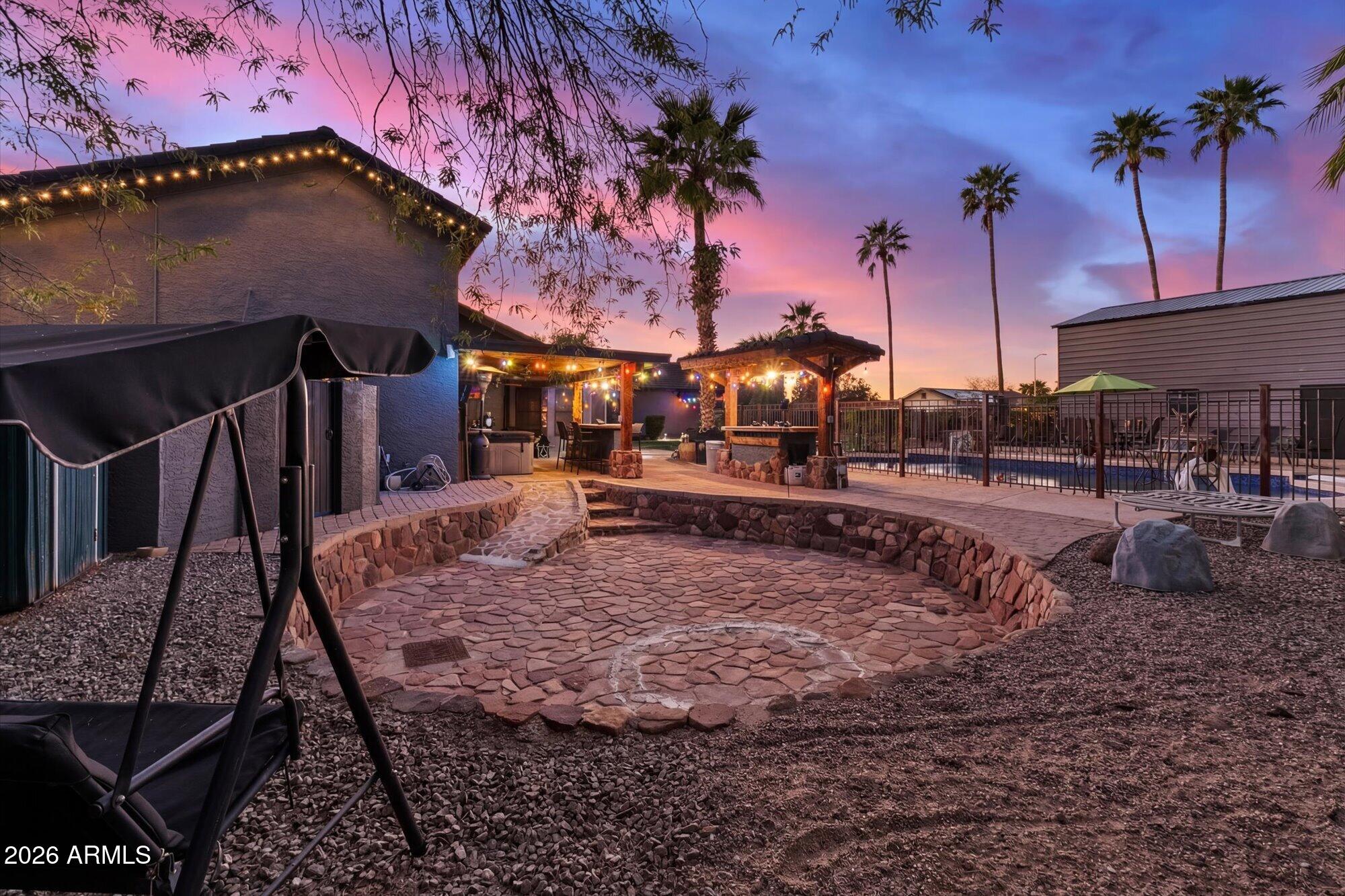 2352 E FLORIAN Circle