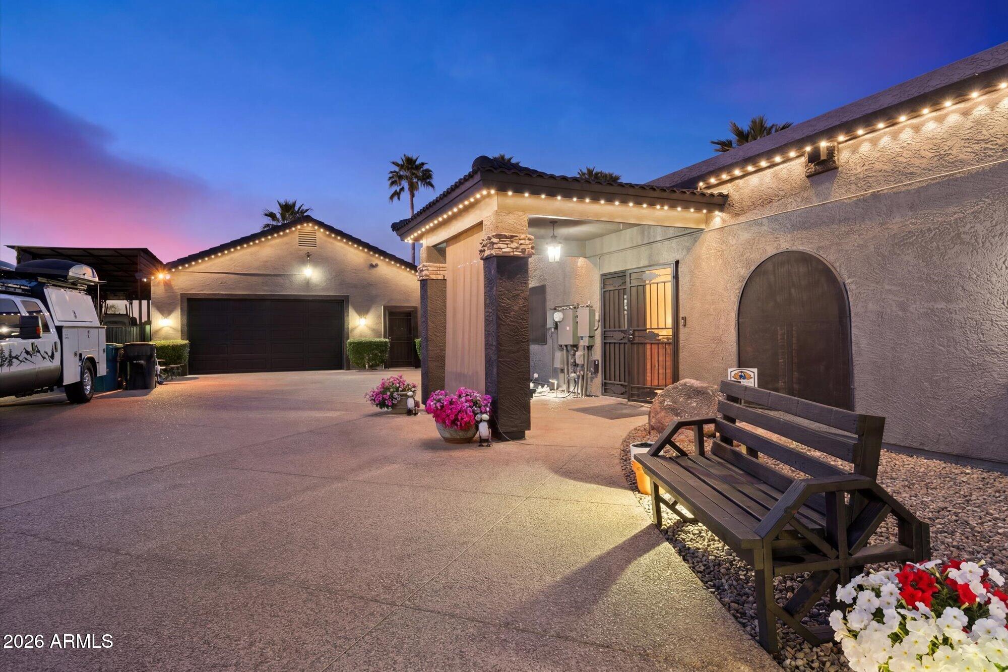 2352 E FLORIAN Circle