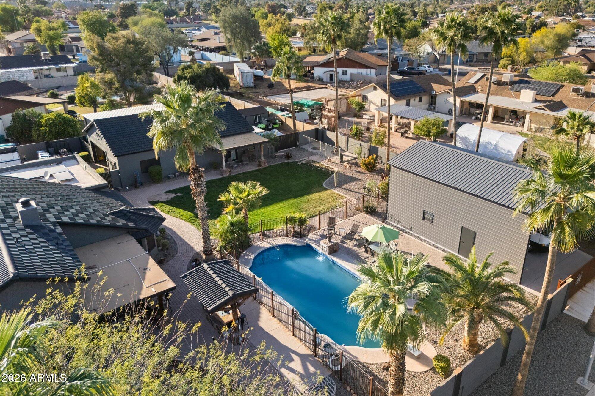 2352 E FLORIAN Circle