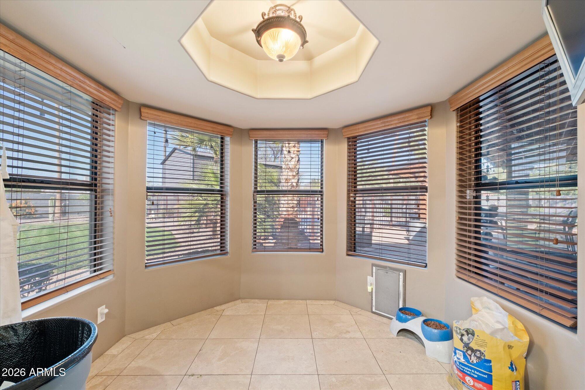 2352 E FLORIAN Circle