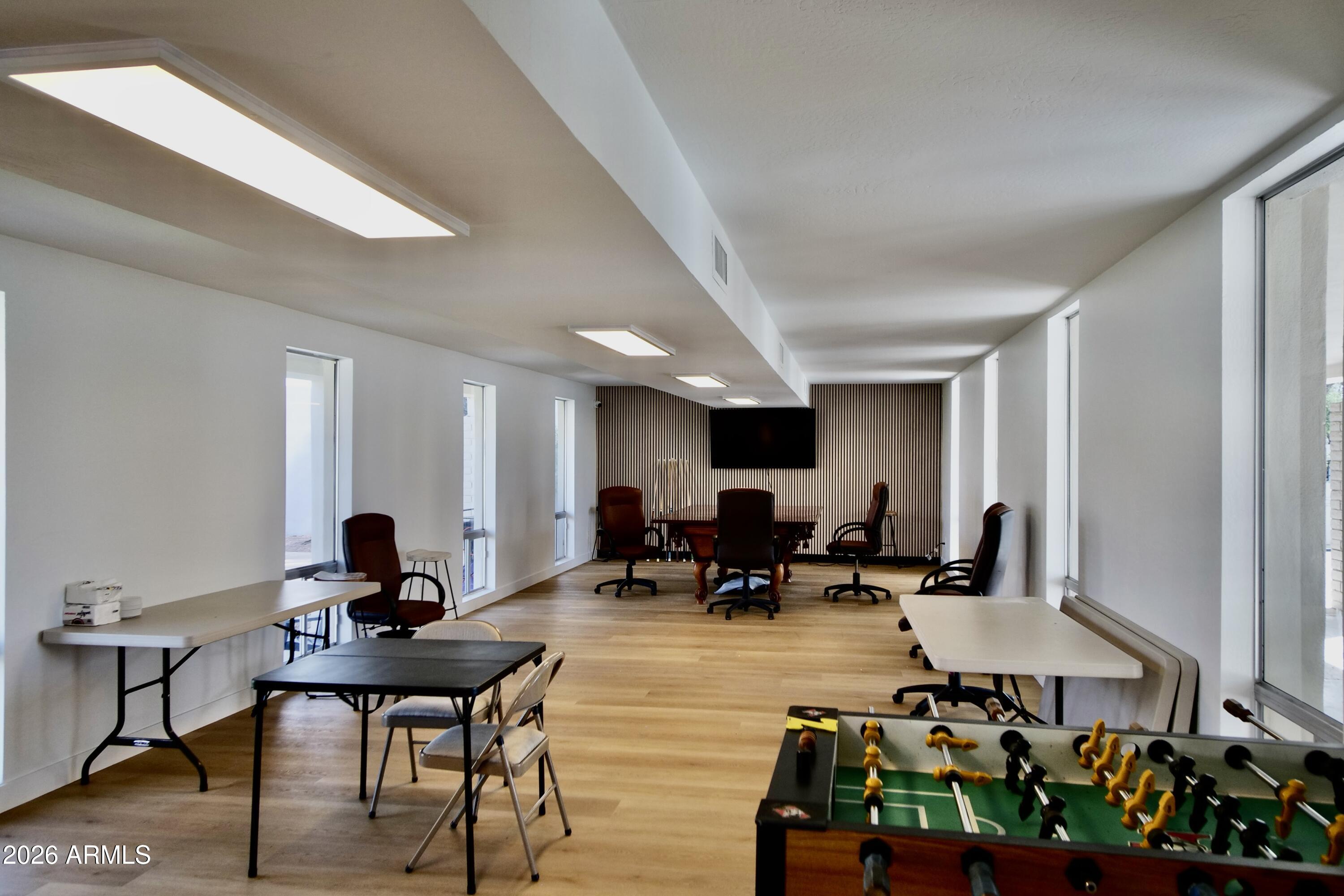 8746 E Via De Viva Street