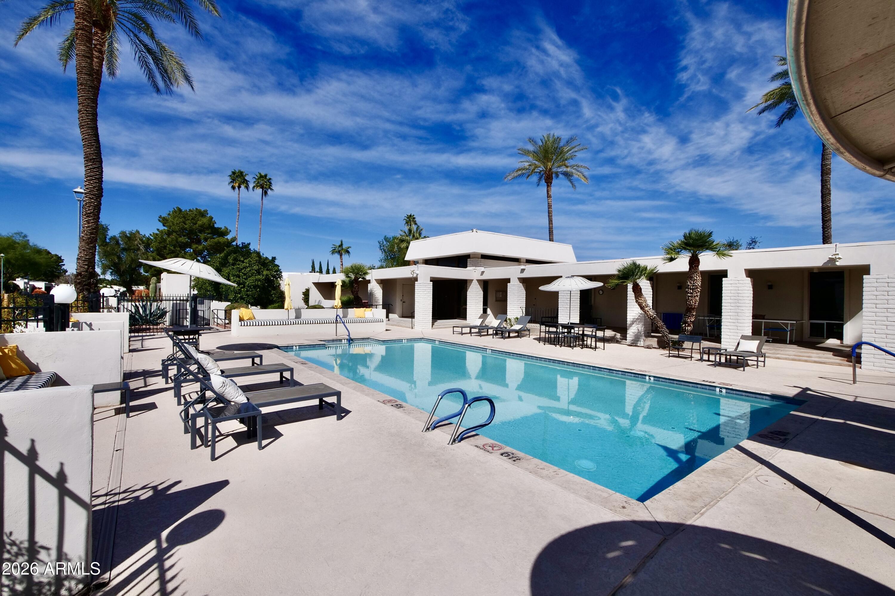 8746 E Via De Viva Street