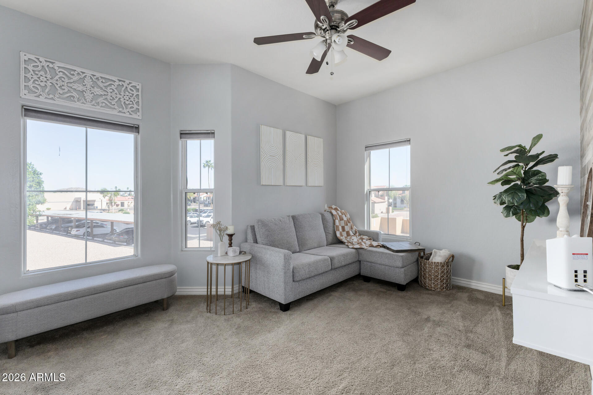 5015 E CHEYENNE Drive 21