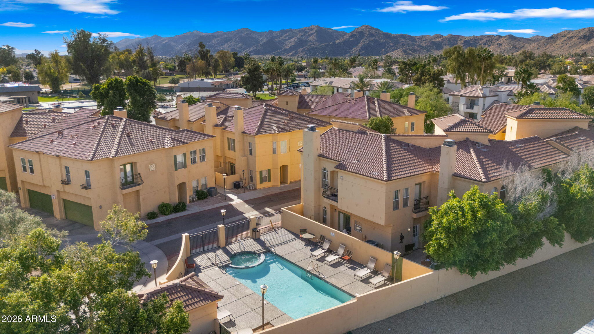 5015 E CHEYENNE Drive 21