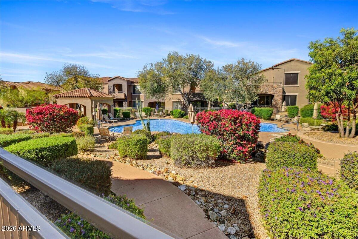 19475 N GRAYHAWK Drive 2004