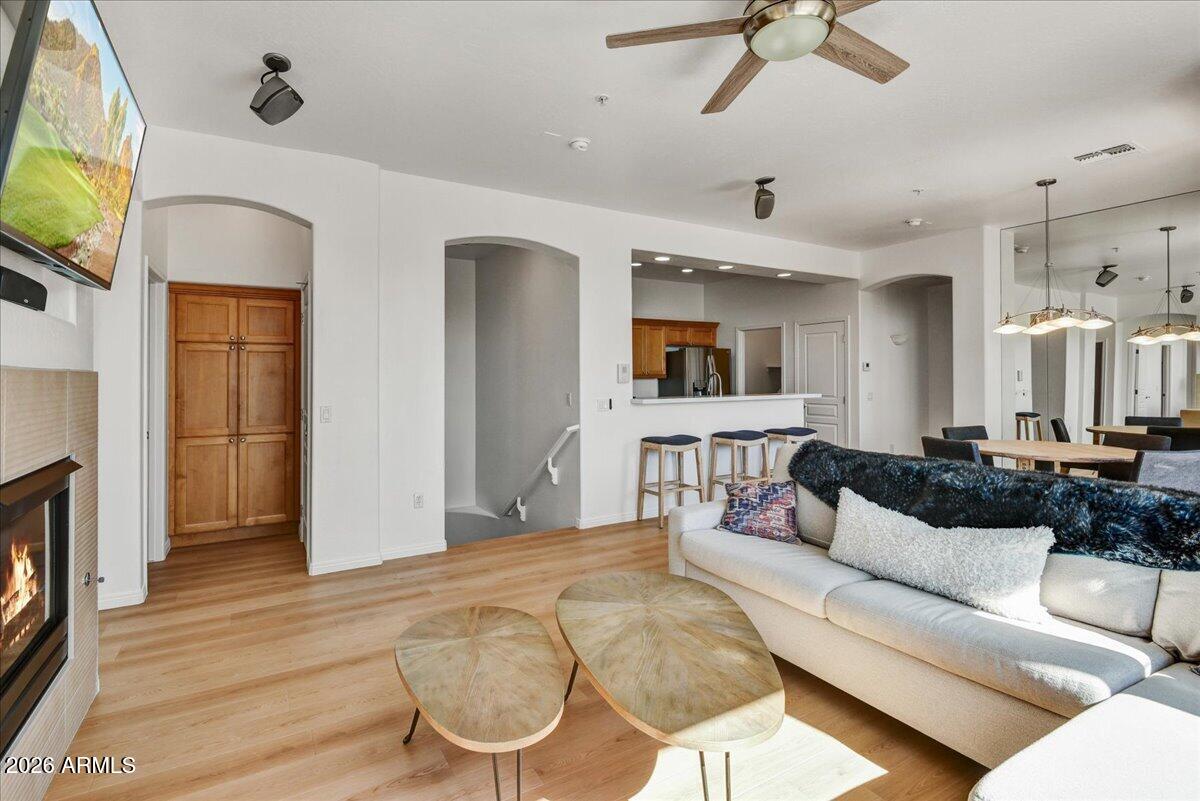 19475 N GRAYHAWK Drive 2004