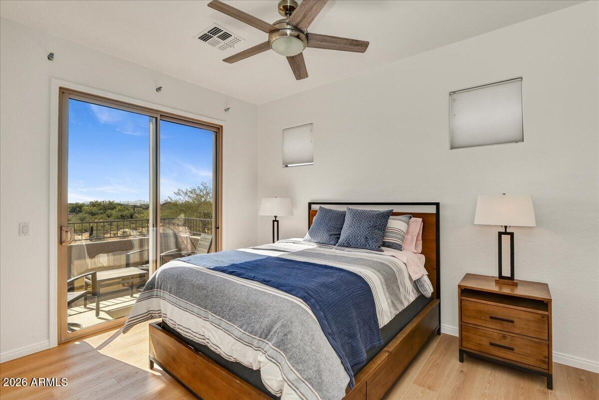 19475 N GRAYHAWK Drive 2004