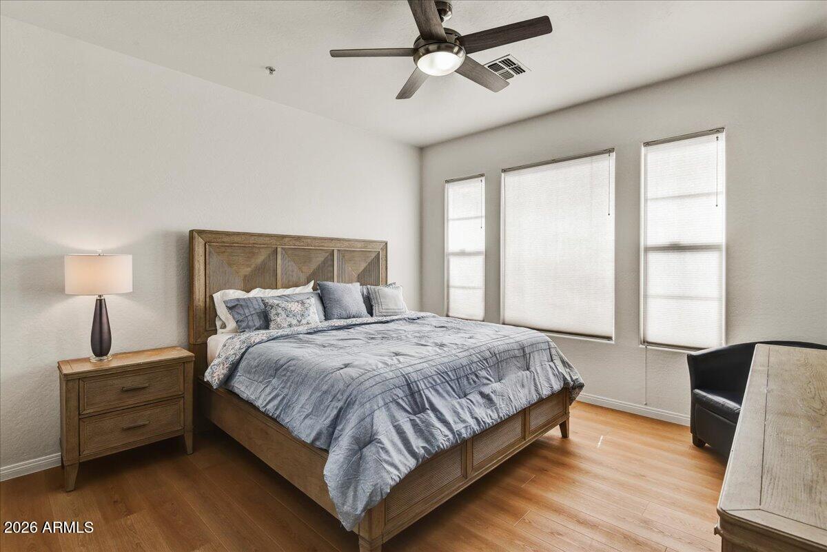 19475 N GRAYHAWK Drive 2004