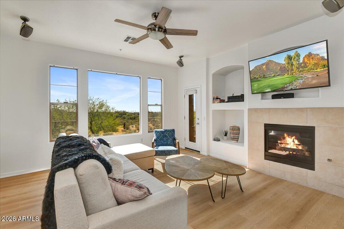 19475 N GRAYHAWK Drive 2004