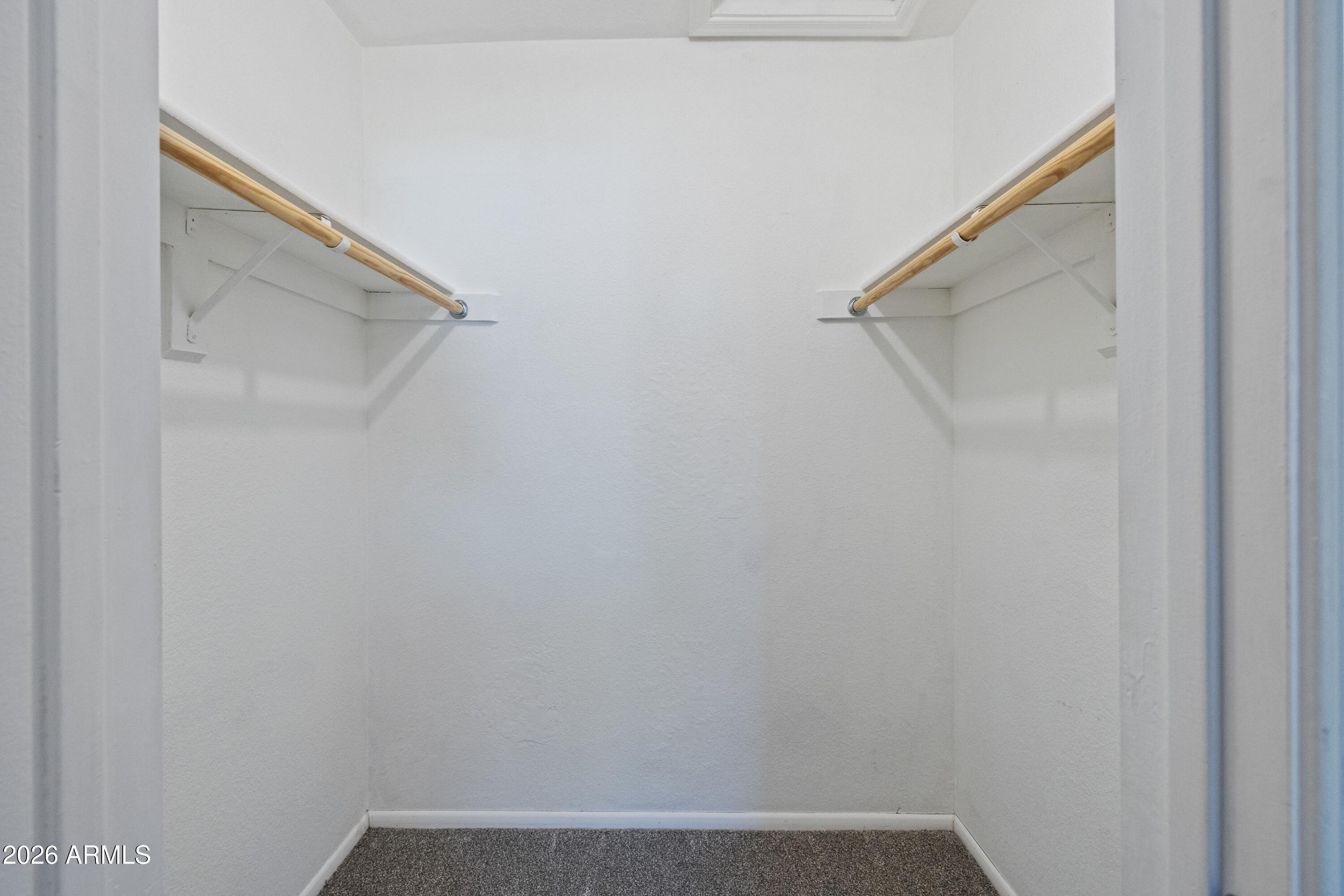 6422 E JUNIPER Avenue