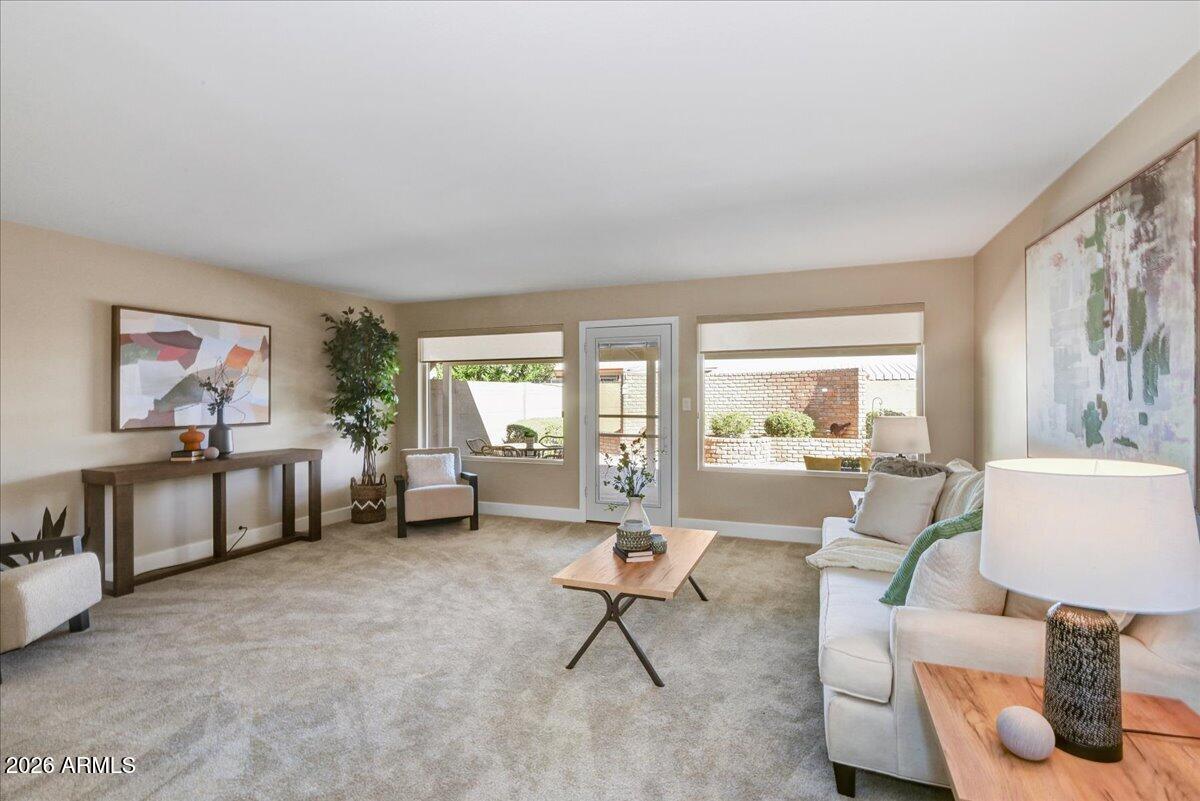 7706 E MEADOWBROOK Avenue