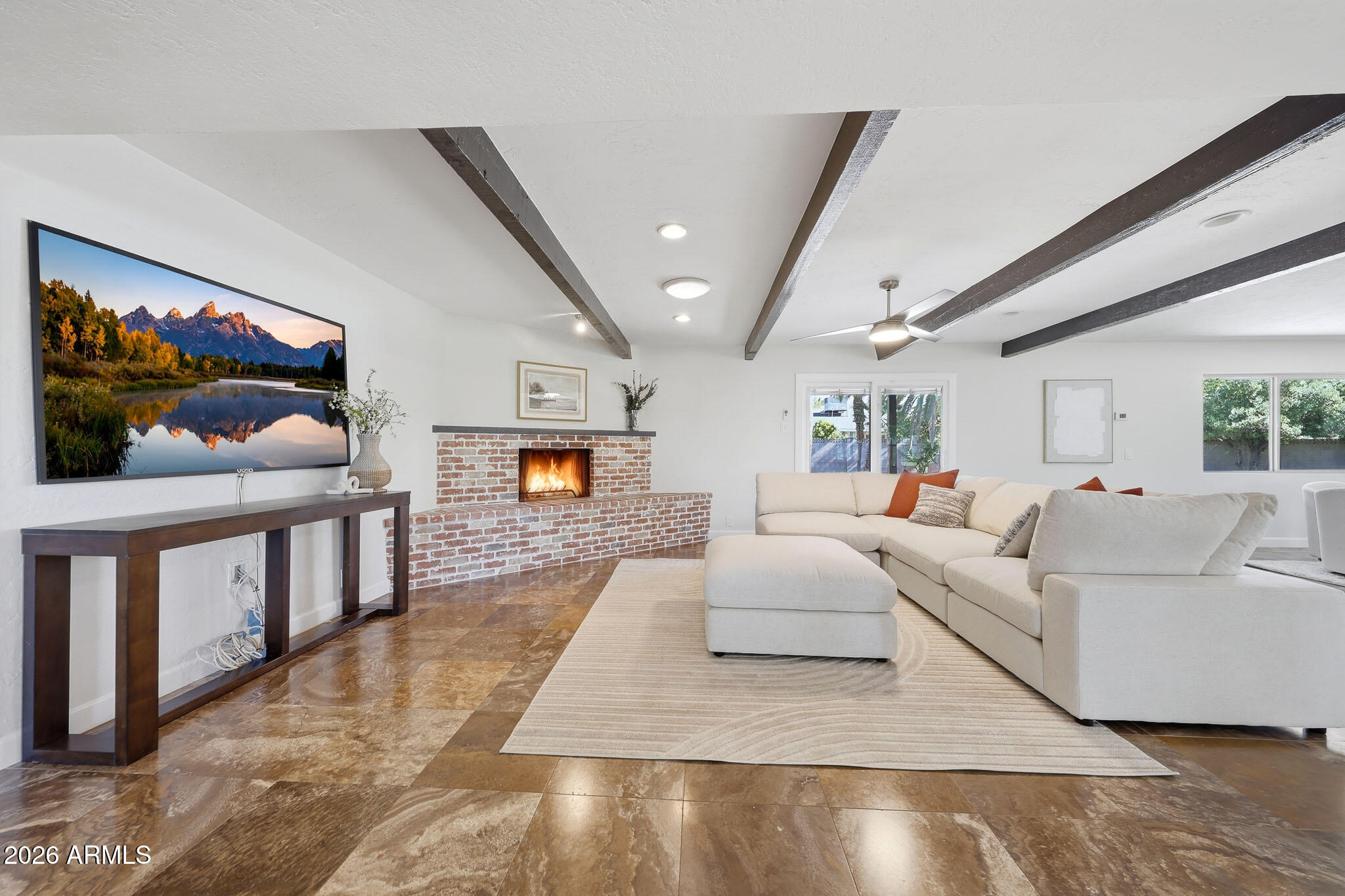 5610 E CHARTER OAK Road