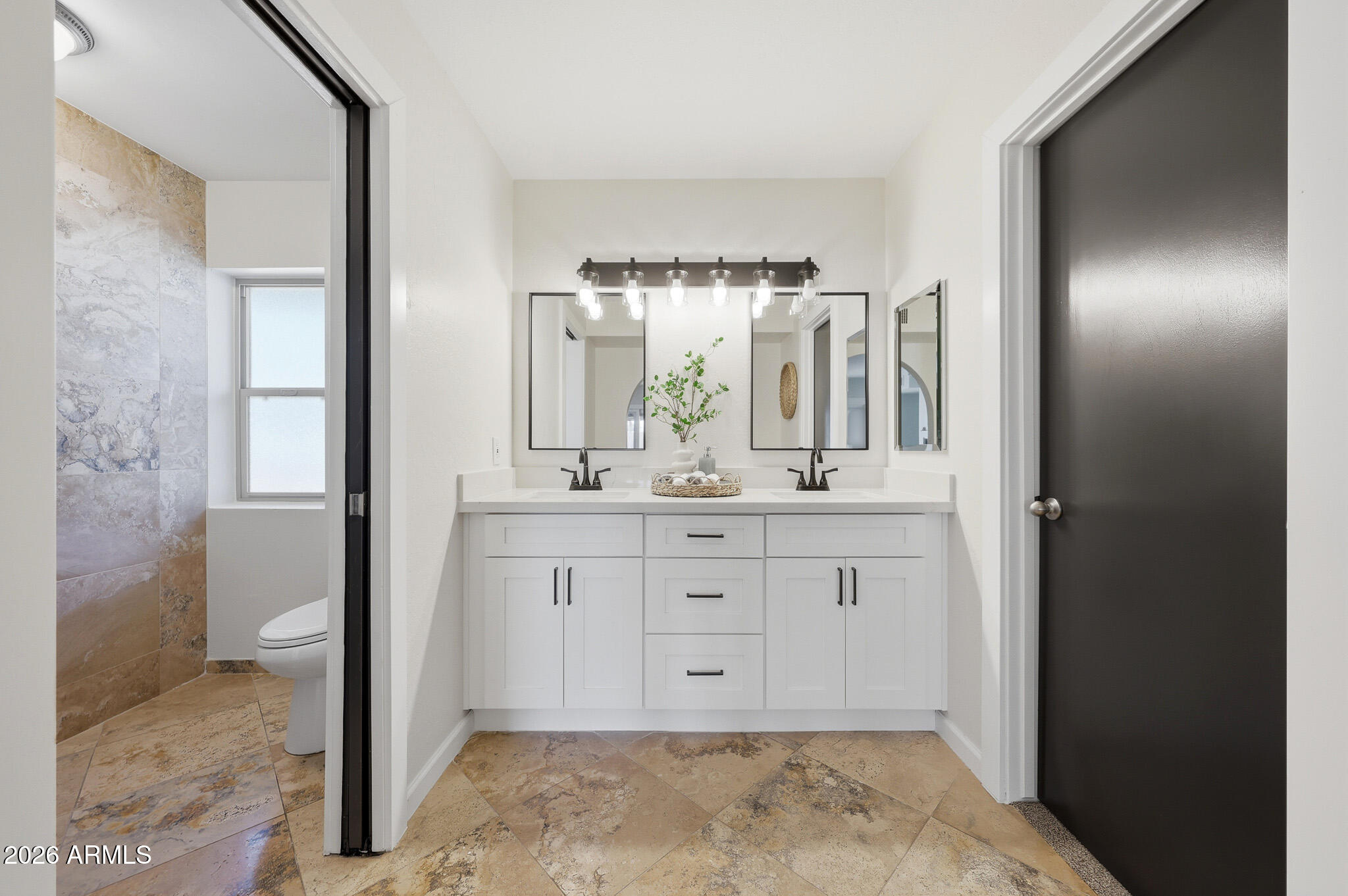 5610 E CHARTER OAK Road