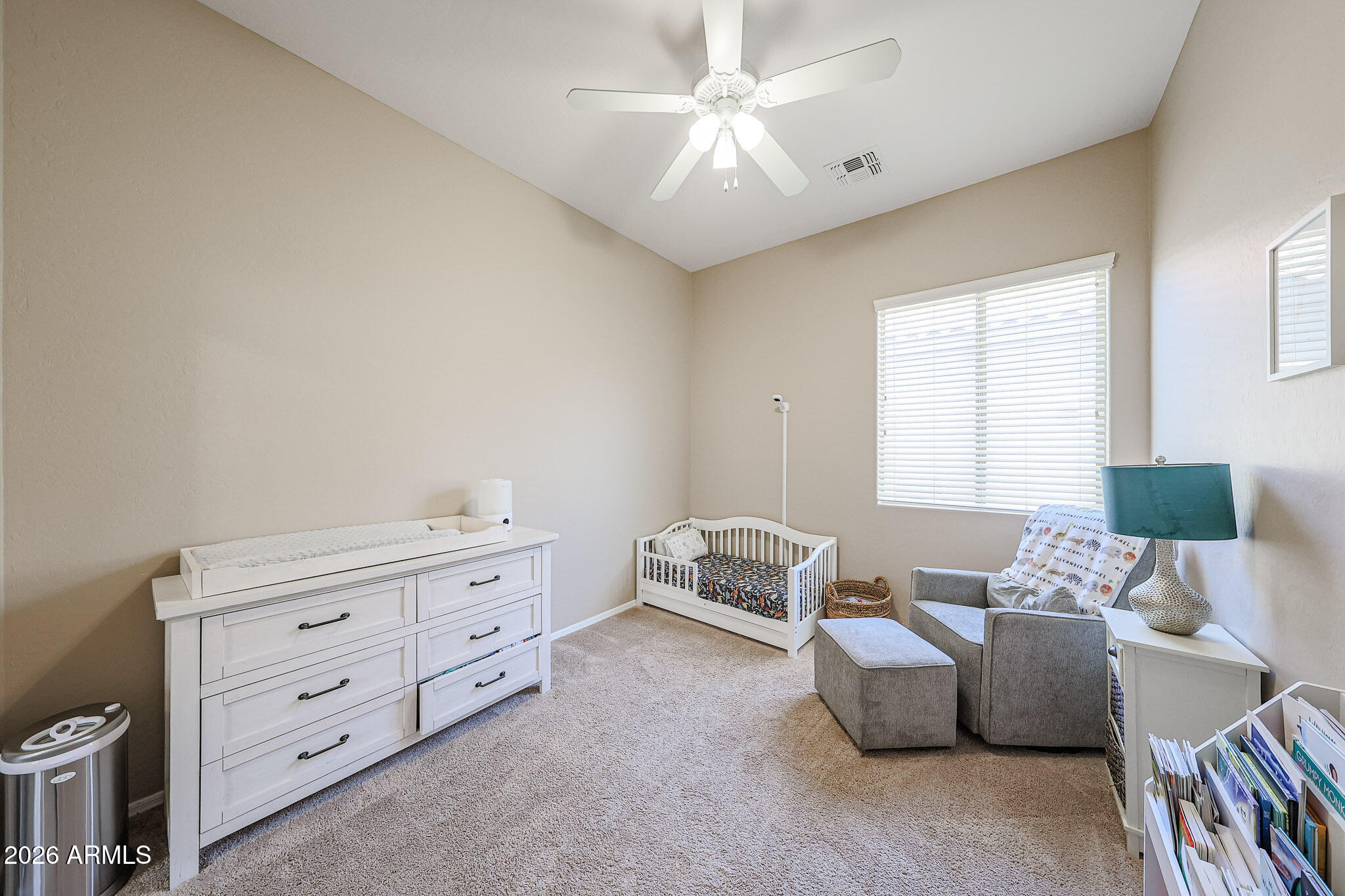 10465 E KNOWLES Avenue