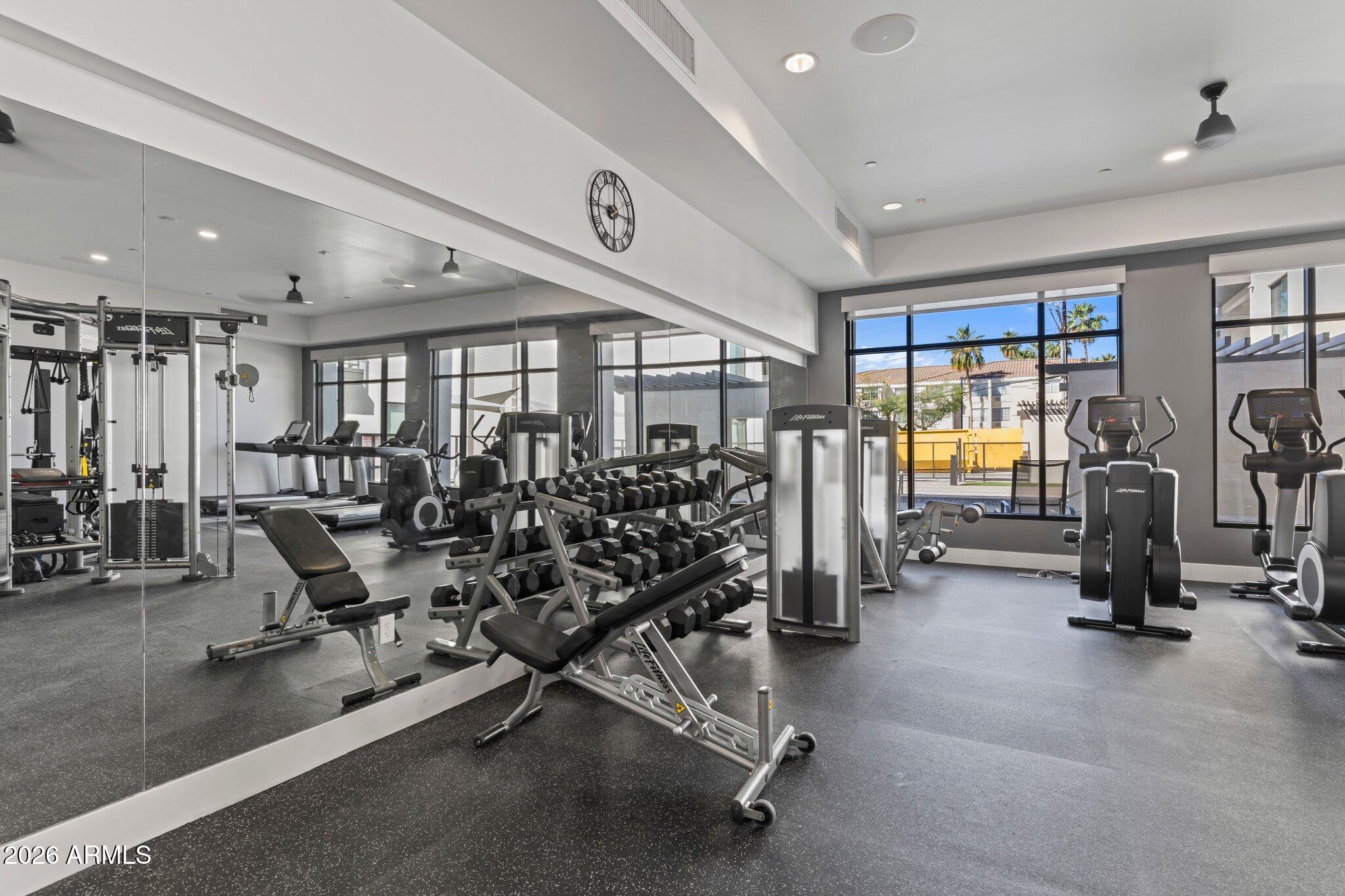 7300 E EARLL Drive 1018