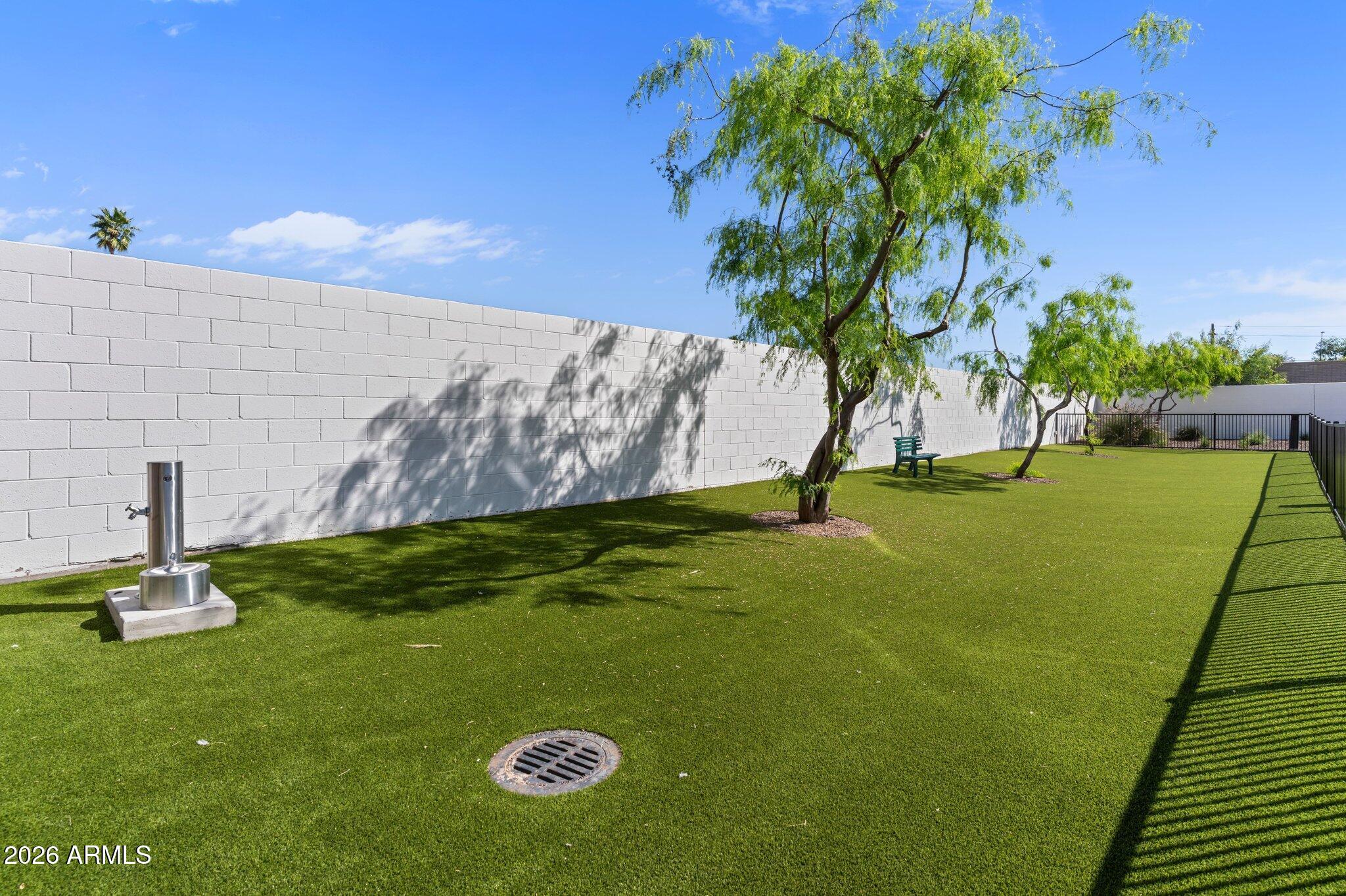 7300 E EARLL Drive 1018