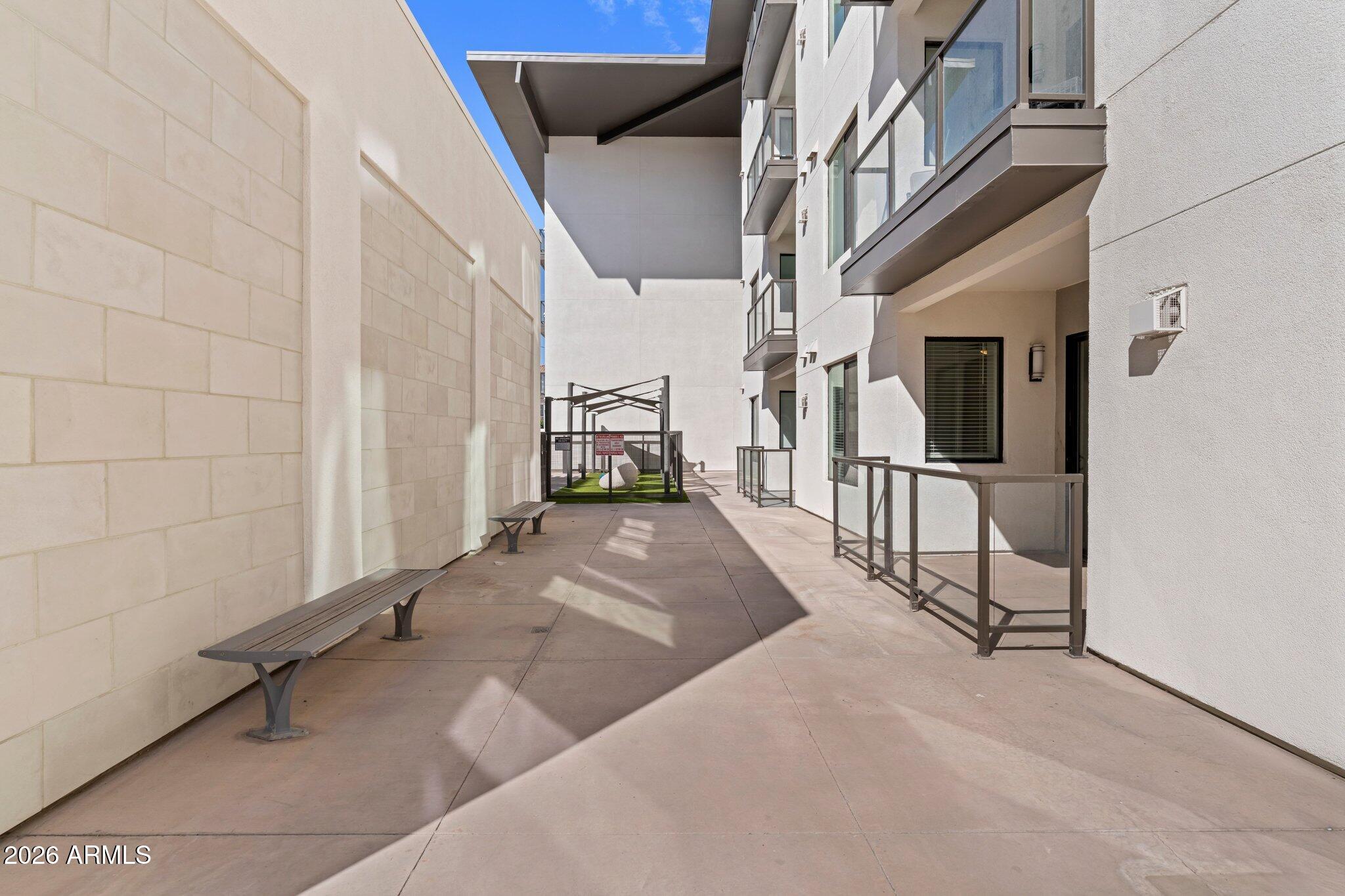 7300 E EARLL Drive 1018