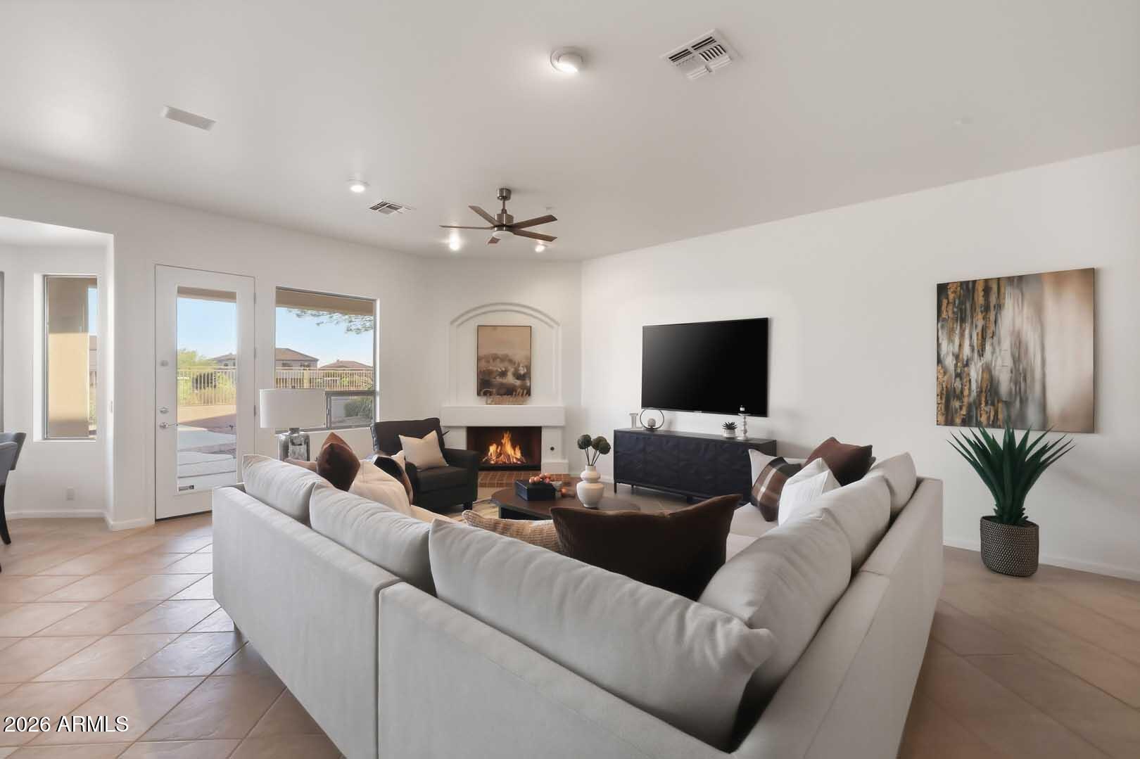 10679 E RAINTREE Drive