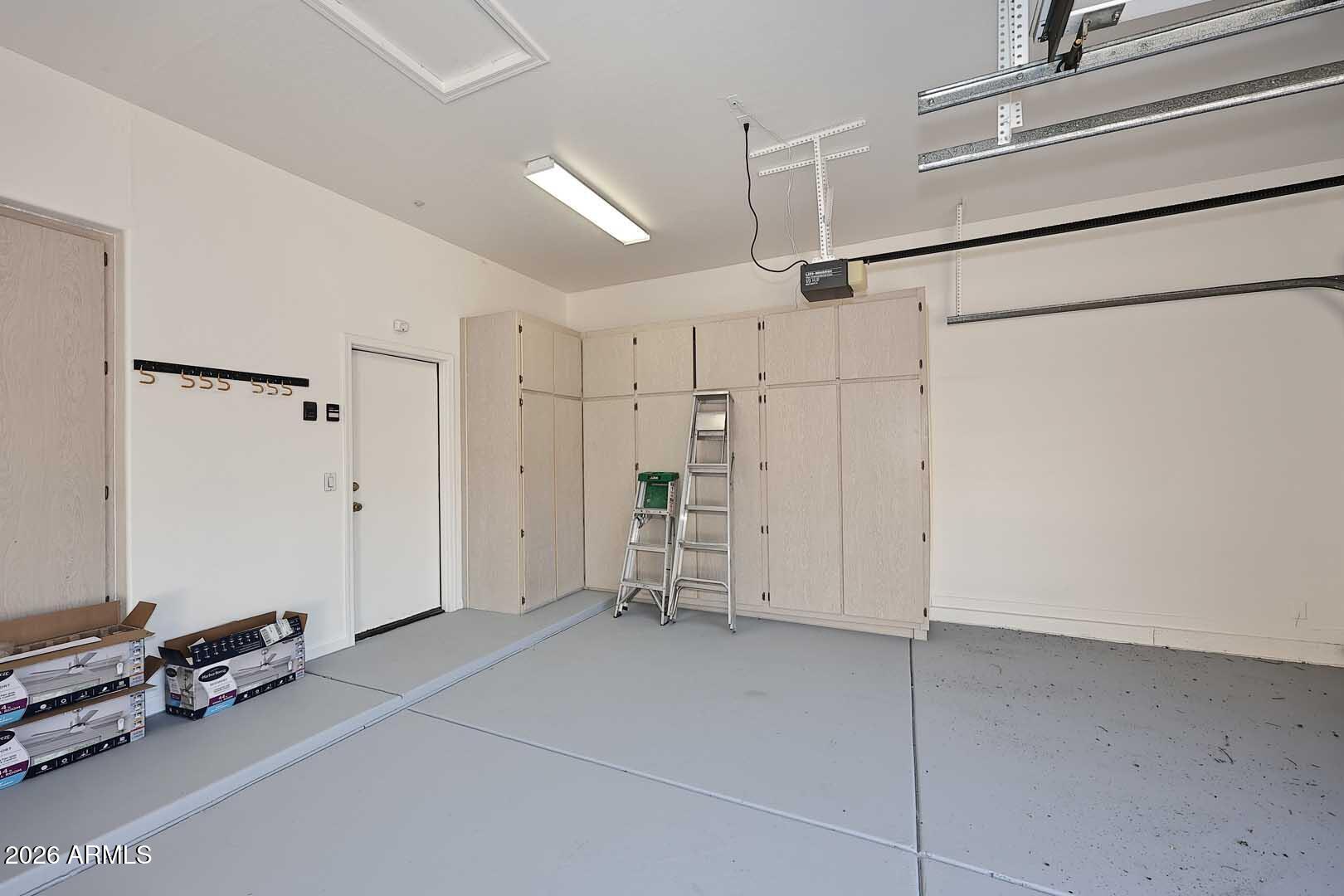 10679 E RAINTREE Drive