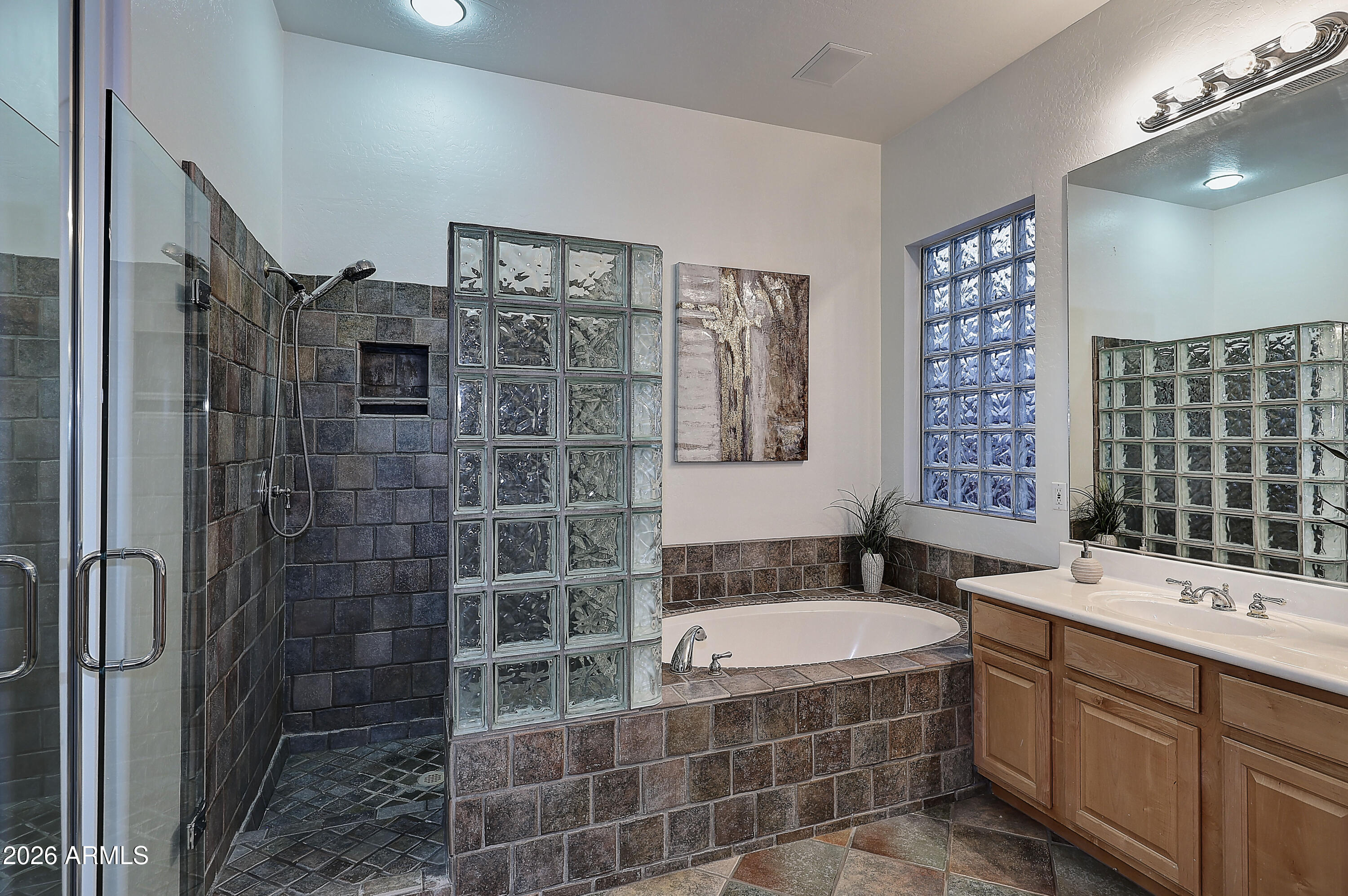 10679 E RAINTREE Drive