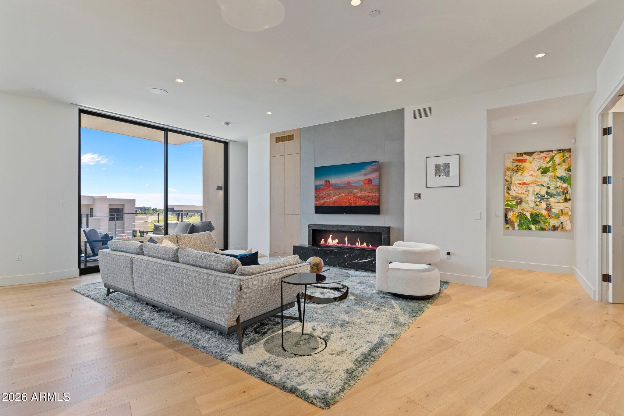 5000 N CAMELBACK RIDGE Drive 208