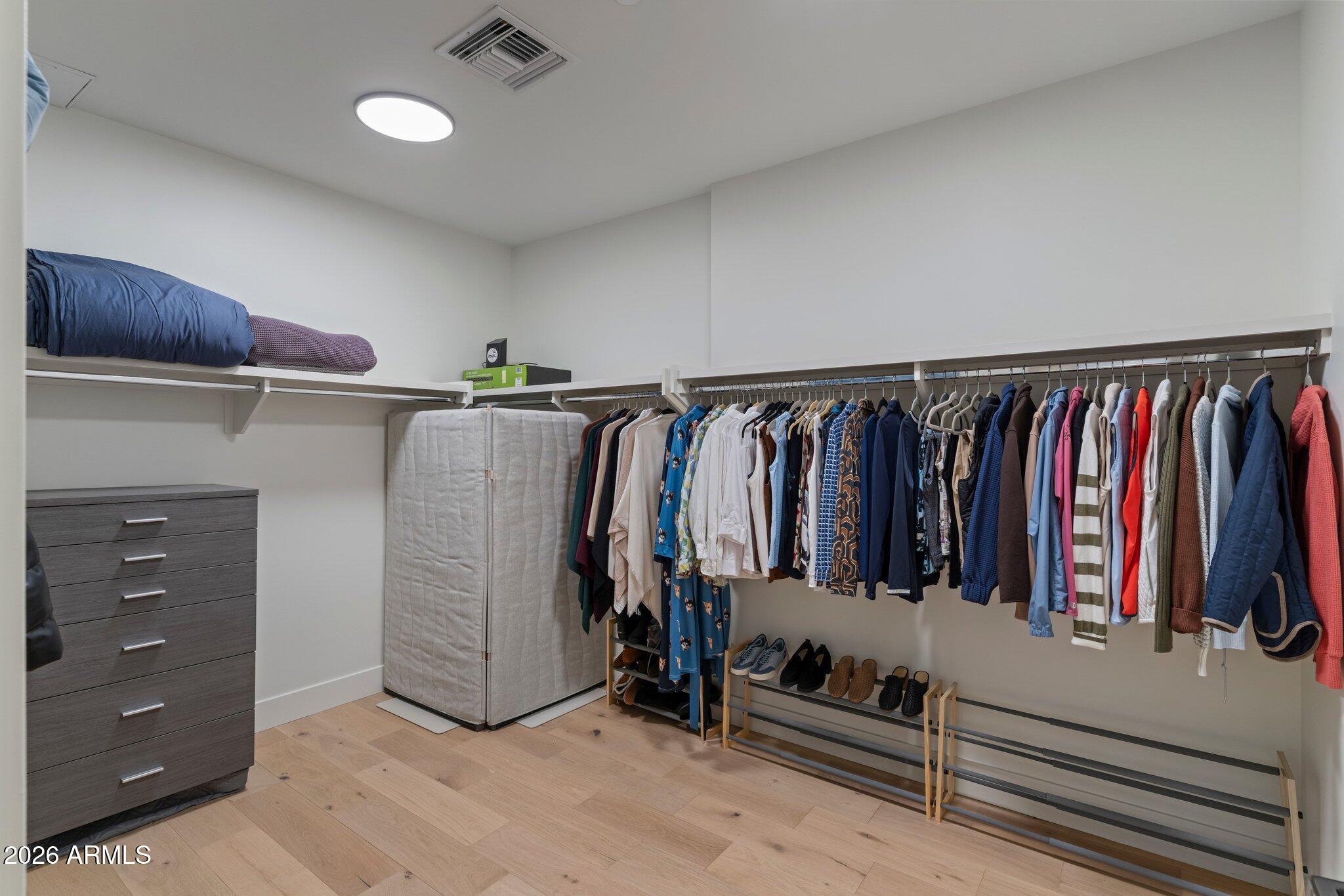 5000 N CAMELBACK RIDGE Drive 208