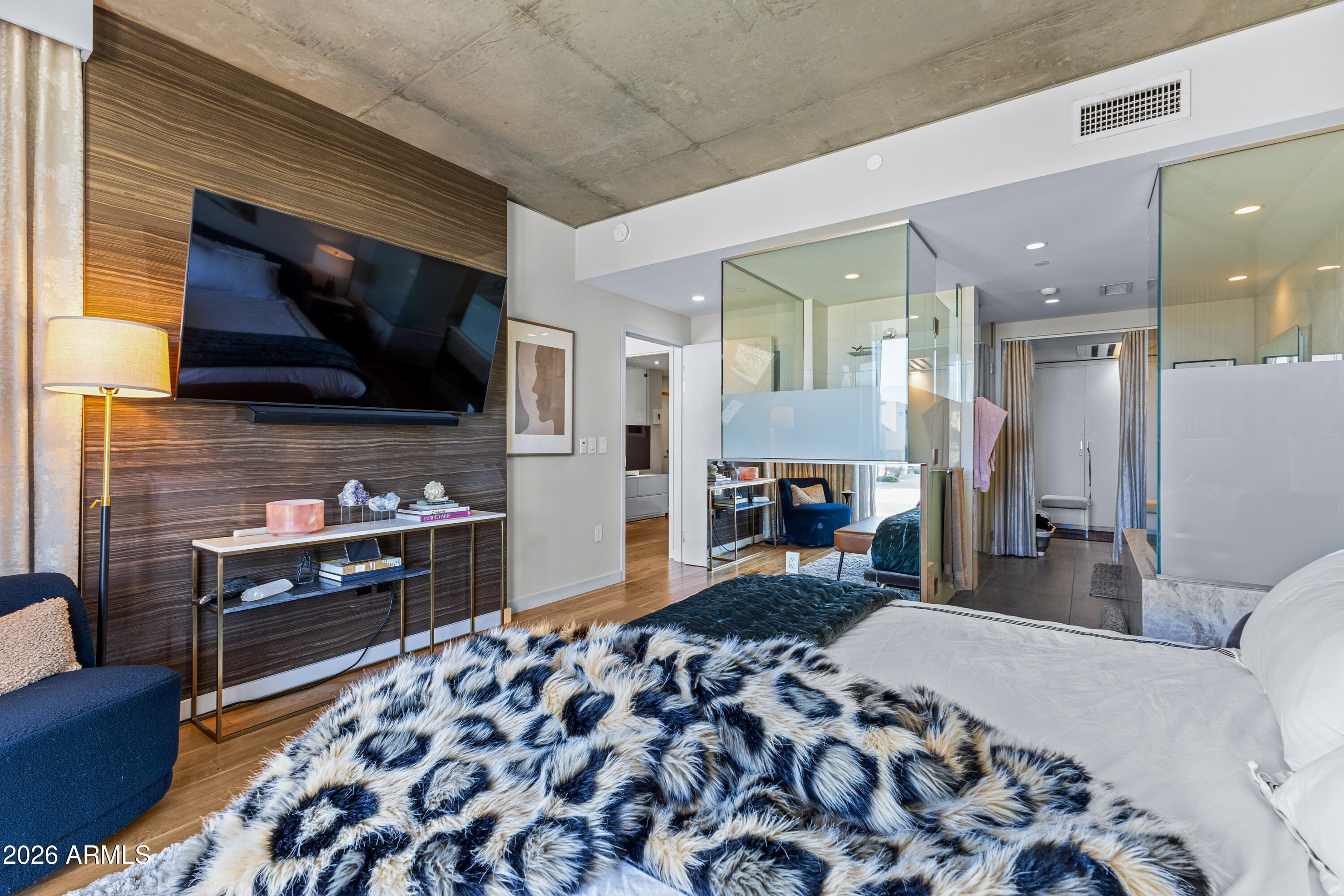 5455 E LINCOLN Drive 1014