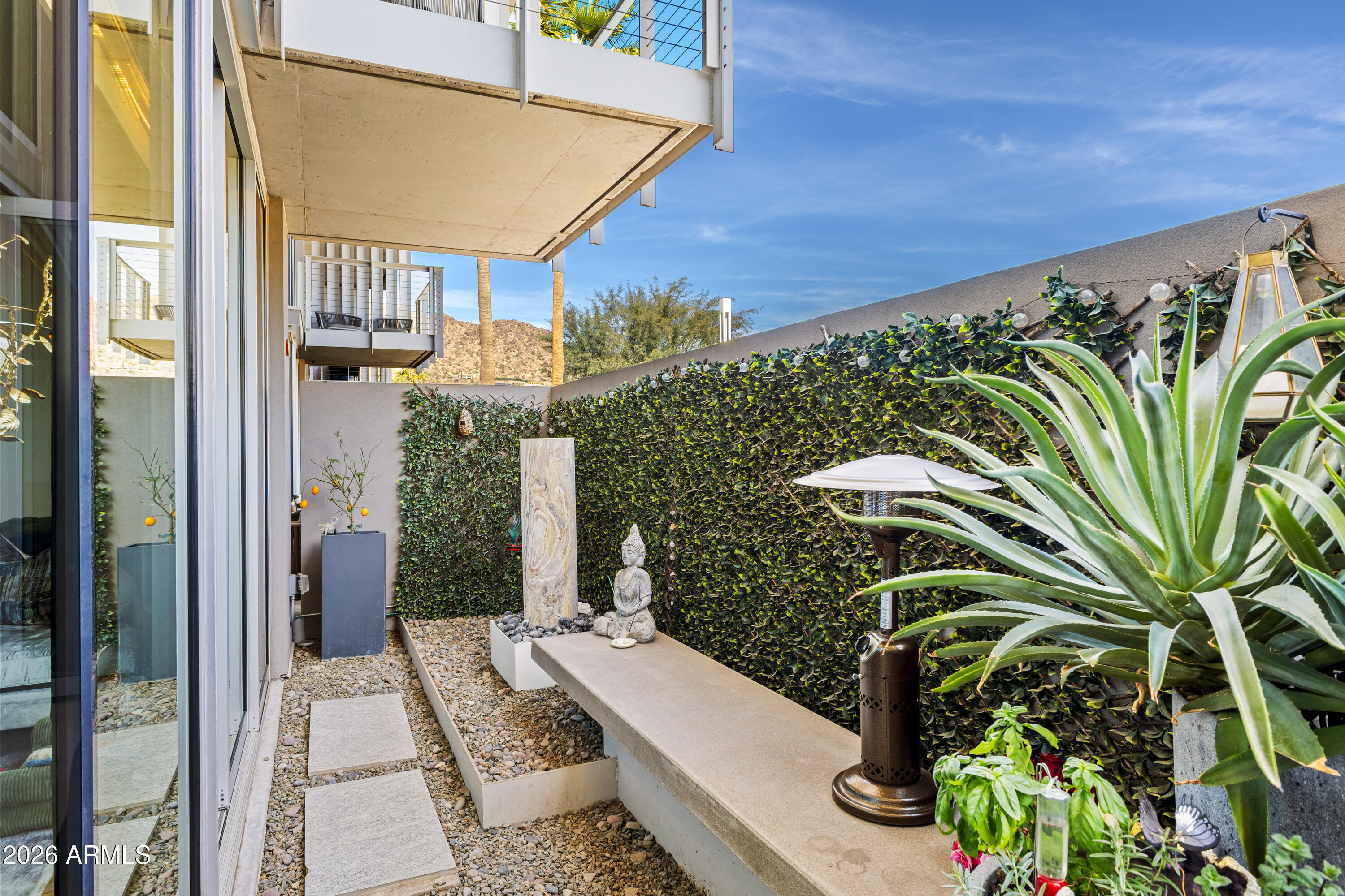 5455 E LINCOLN Drive 1014