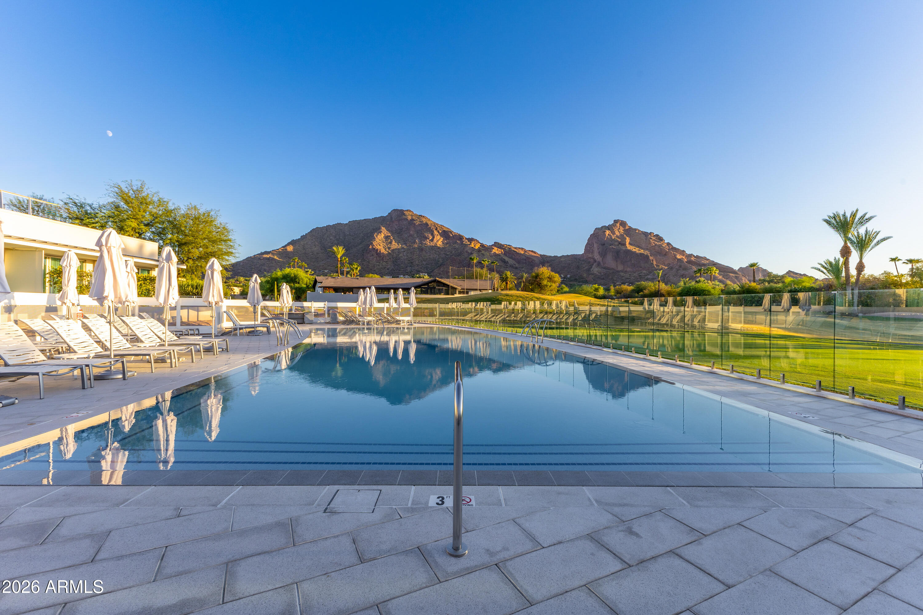 5455 E LINCOLN Drive 1014